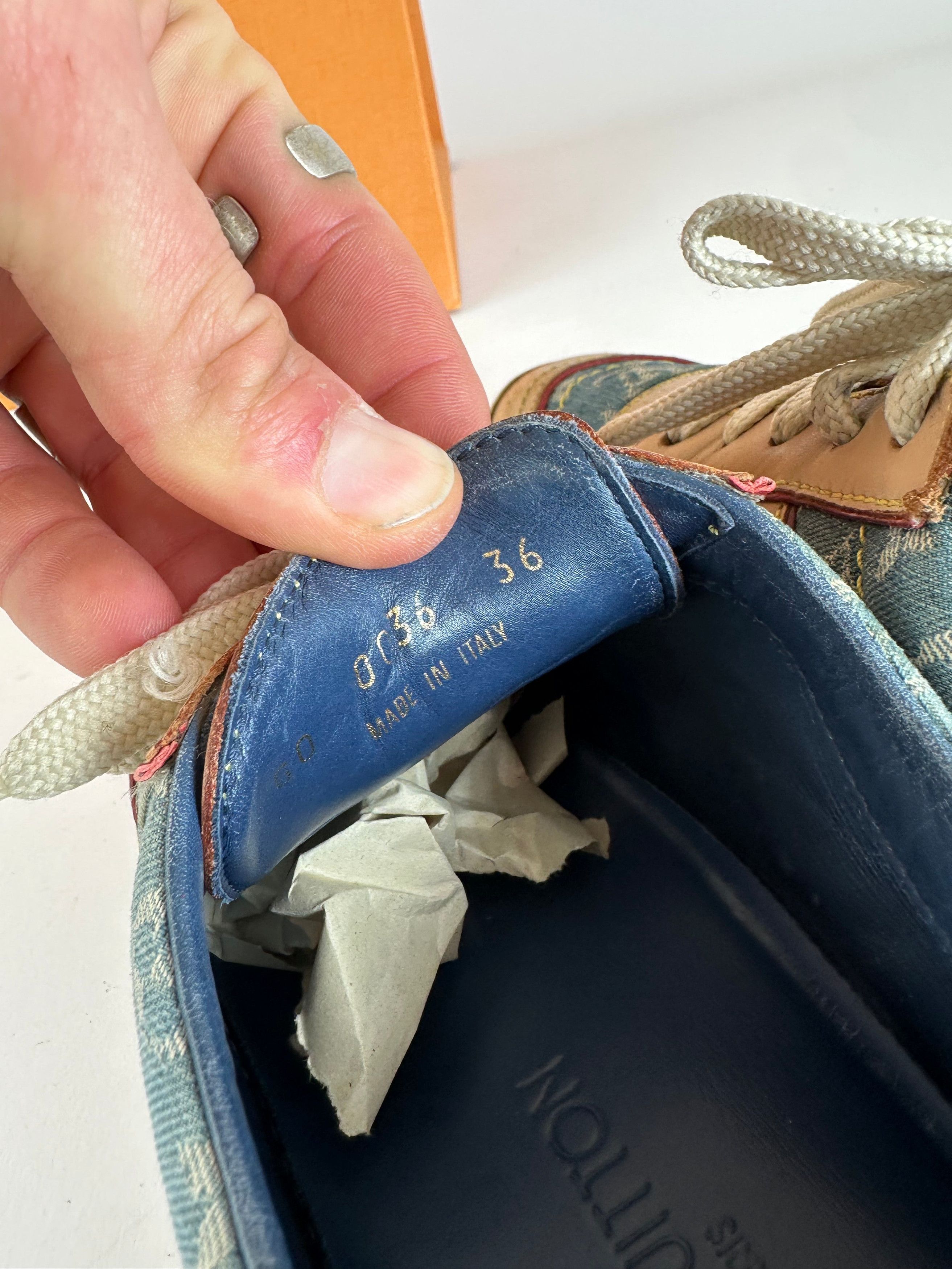 Louis Vuitton Vintage Monogram Denim Leather Sneaker Blue EU36 Size US 5 / IT 35 - 9 Thumbnail