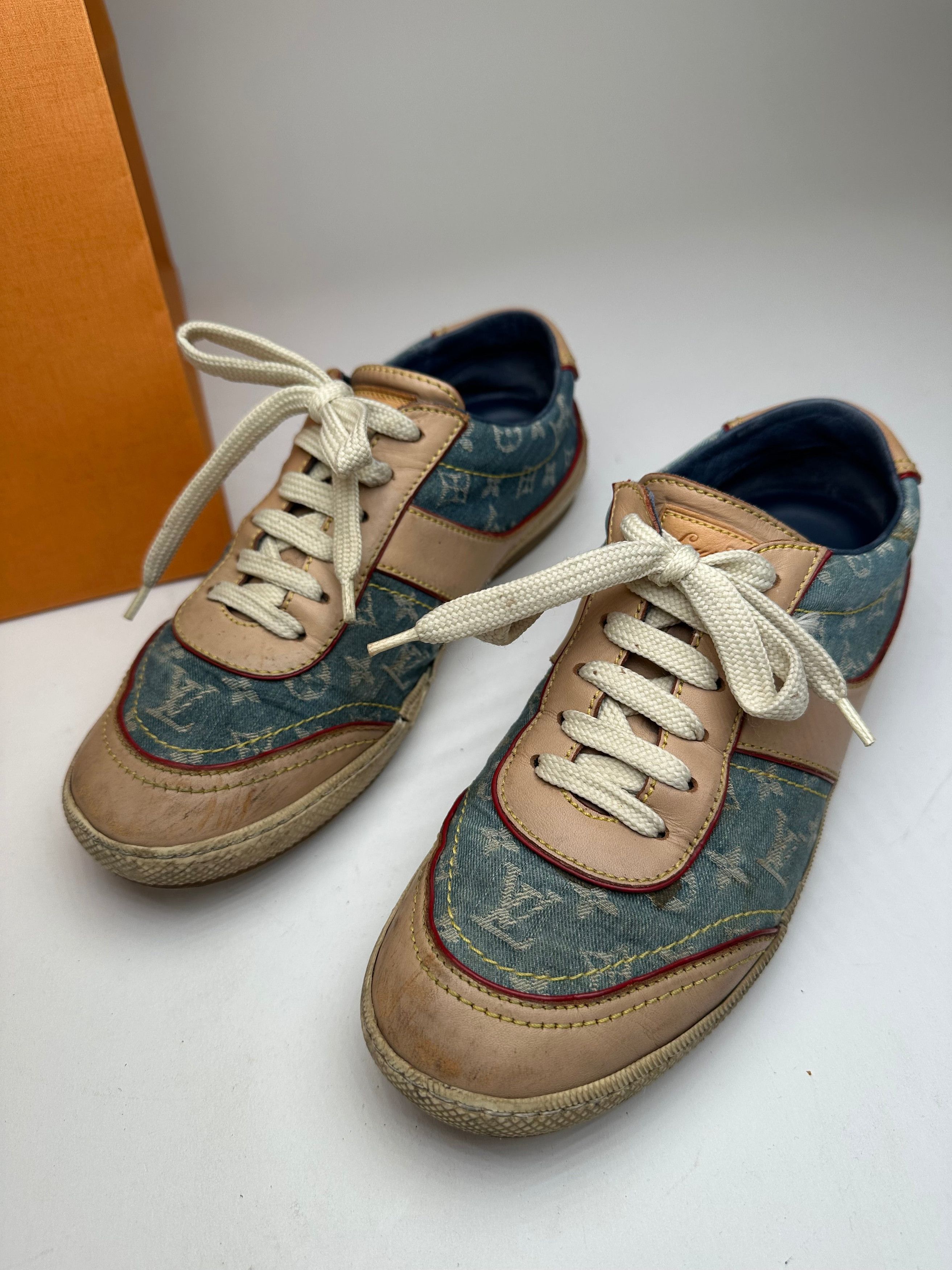 Louis Vuitton Vintage Monogram Denim Leather Sneaker Blue EU36 Size US 5 / IT 35 - 7 Thumbnail