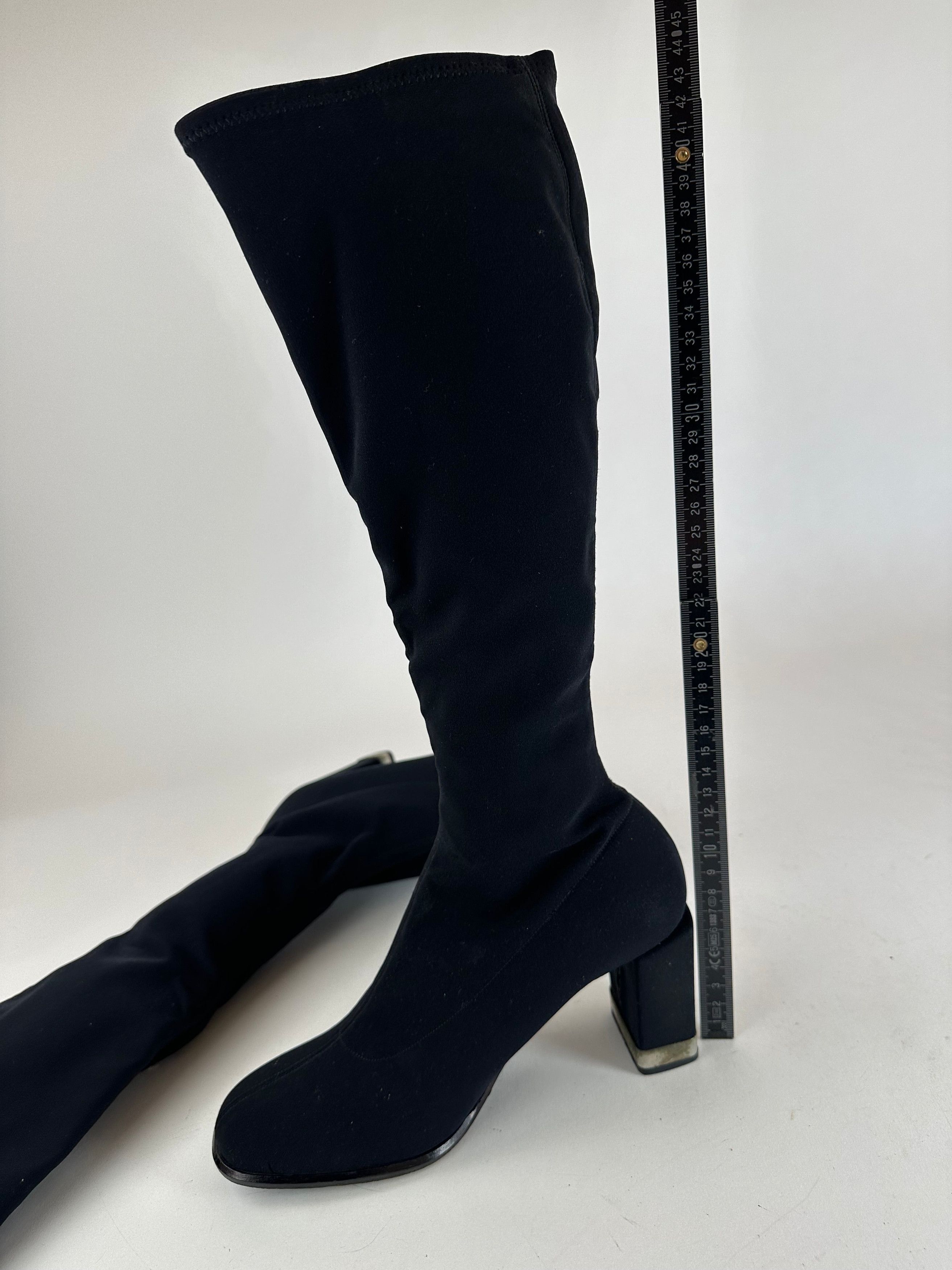 Fendi Vintage Synthetic Heeled Boots Black EU37 Size US 6.5 / IT 36.5 - 8 Thumbnail
