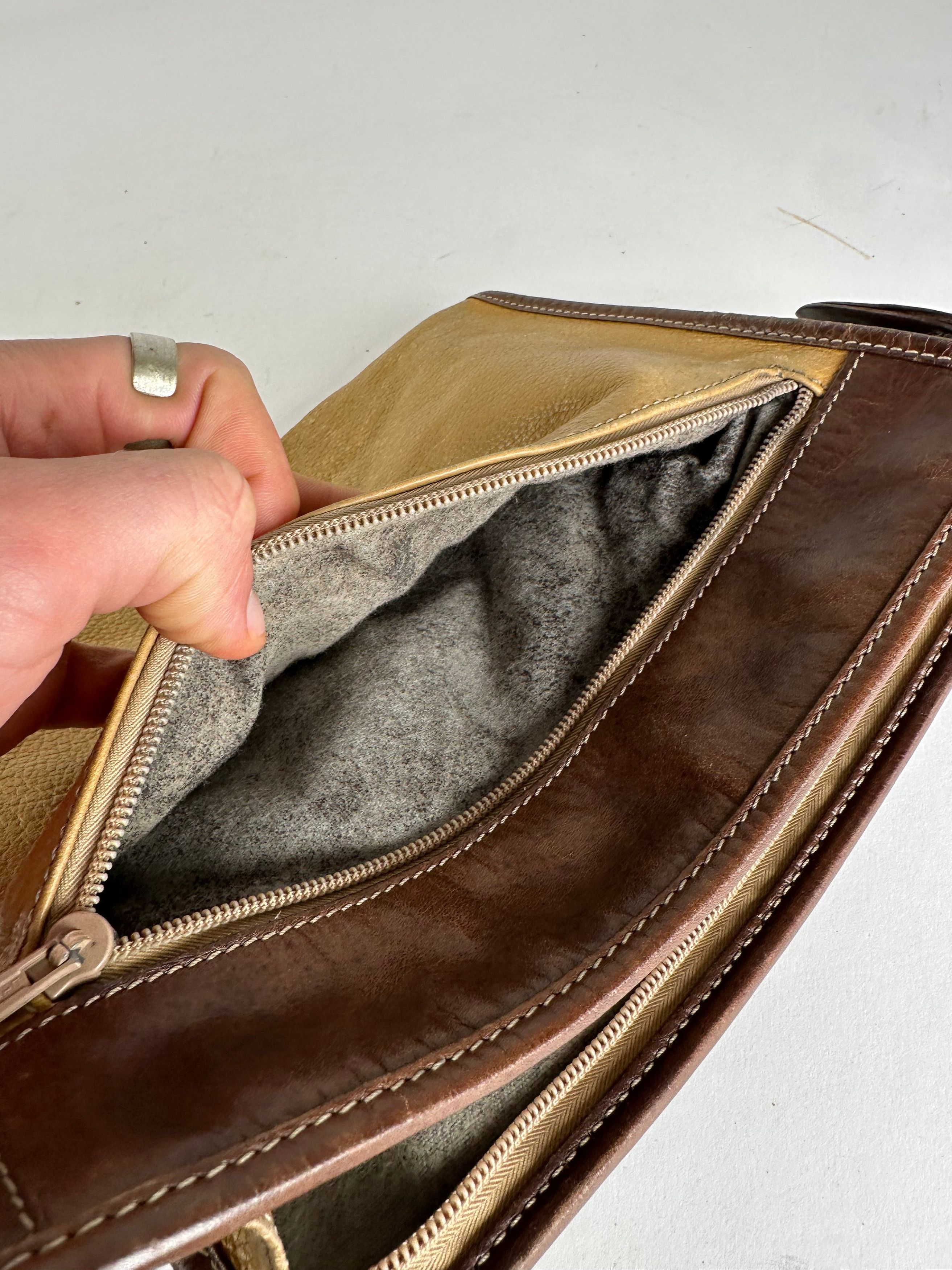 Loewe Vintage Camel Leather Suede Anagram Clutch Size ONE SIZE - 4 Thumbnail