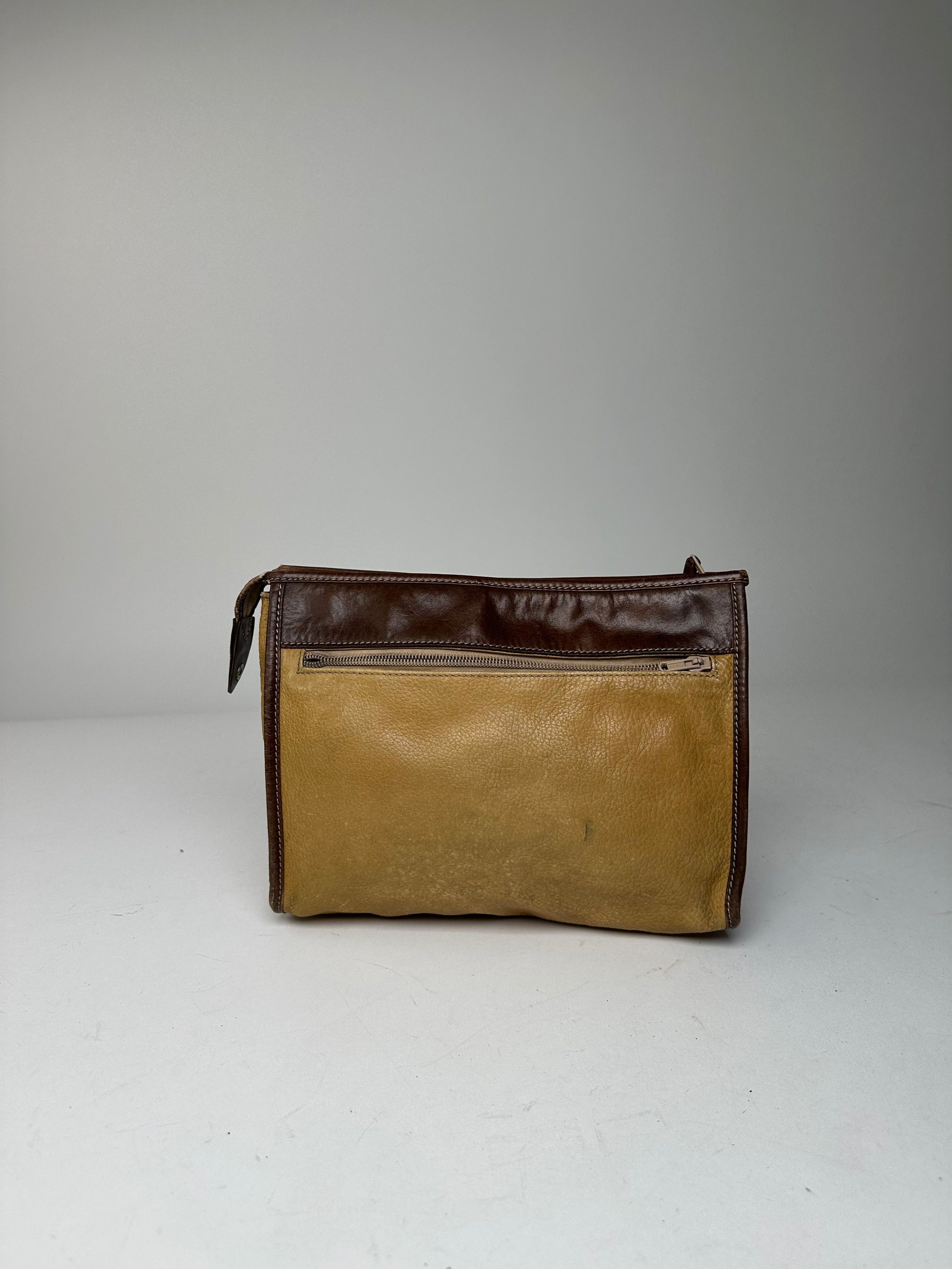 Loewe Vintage Camel Leather Suede Anagram Clutch Size ONE SIZE - 12 Thumbnail