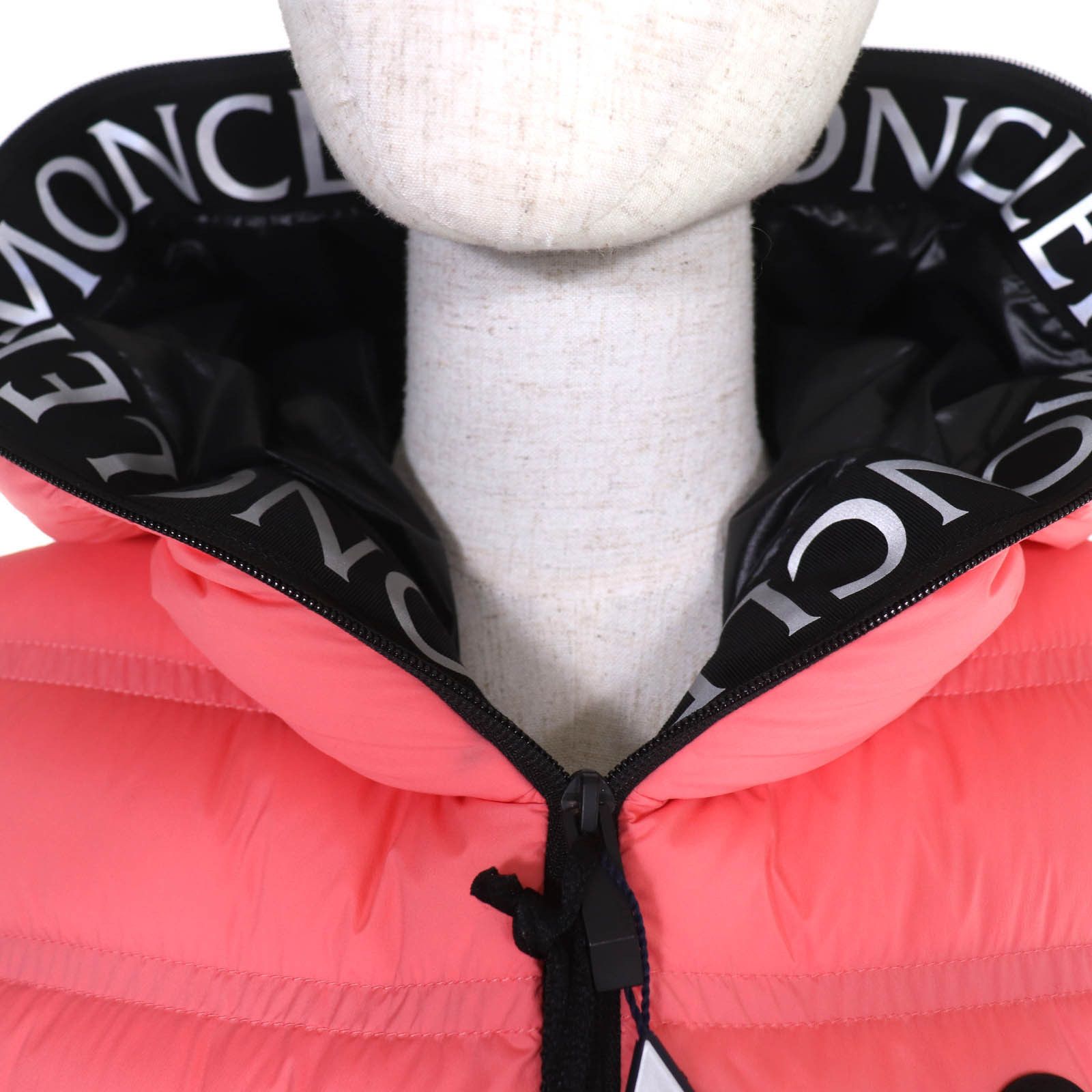 Moncler Moncler Moncler ALITERSE down vest Textile Outerwear DUTY FREE for USA Size ONE SIZE - 4 Thumbnail
