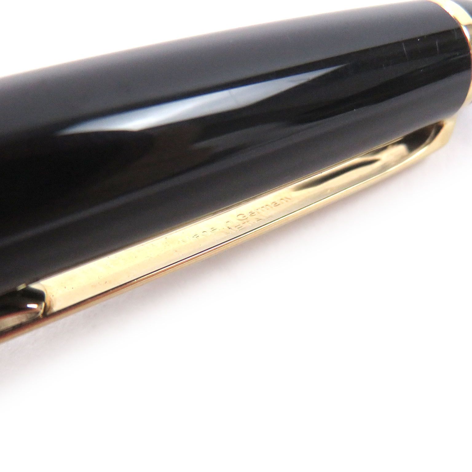 Montblanc Montblanc Montblanc Meisterstuck Classic Ballpoint Pen Others Pen DUTY FREE for USA Size ONE SIZE - 10 Thumbnail