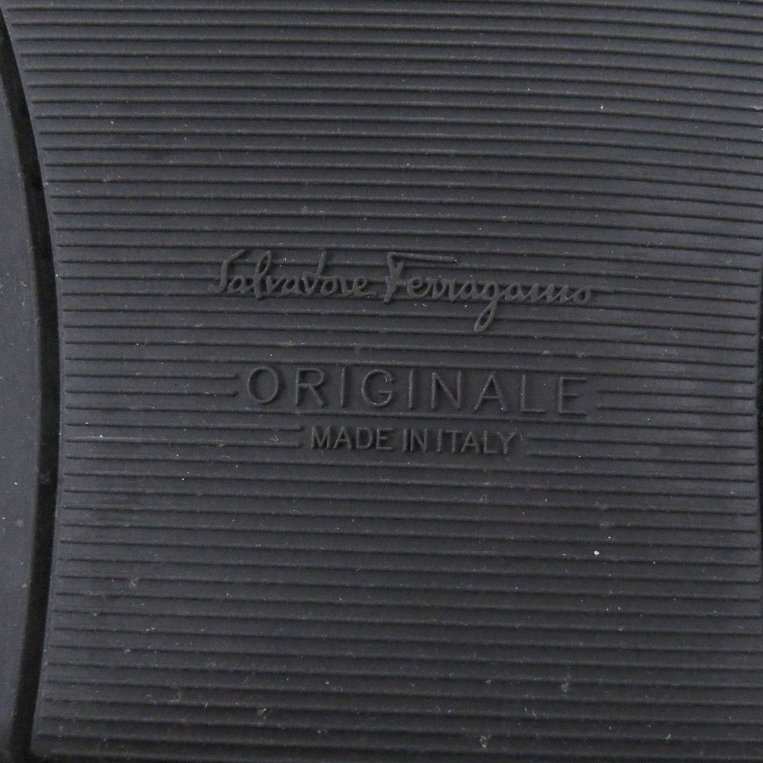 Salvatore Ferragamo Salvatore Ferragamo Salvatore Ferragamo Gancini Leather Ankle Boots Leather Shoes DUTY FREE for USA Size ONE SIZE - 9 Thumbnail