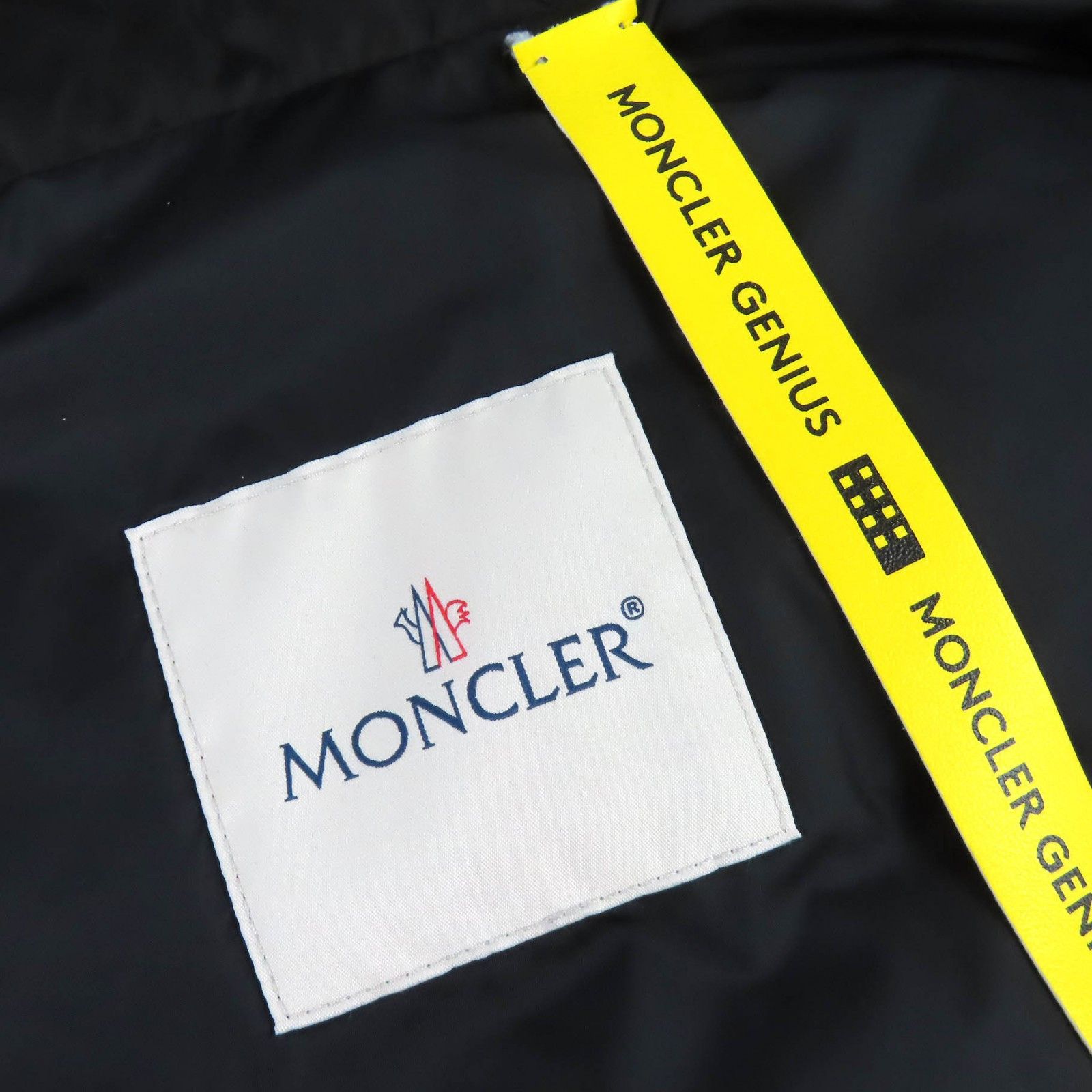 Moncler Moncler Moncler Genius 2 Narvalong down coat 2way vest Textile Outerwear DUTY FREE for USA Size ONE SIZE - 7 Thumbnail
