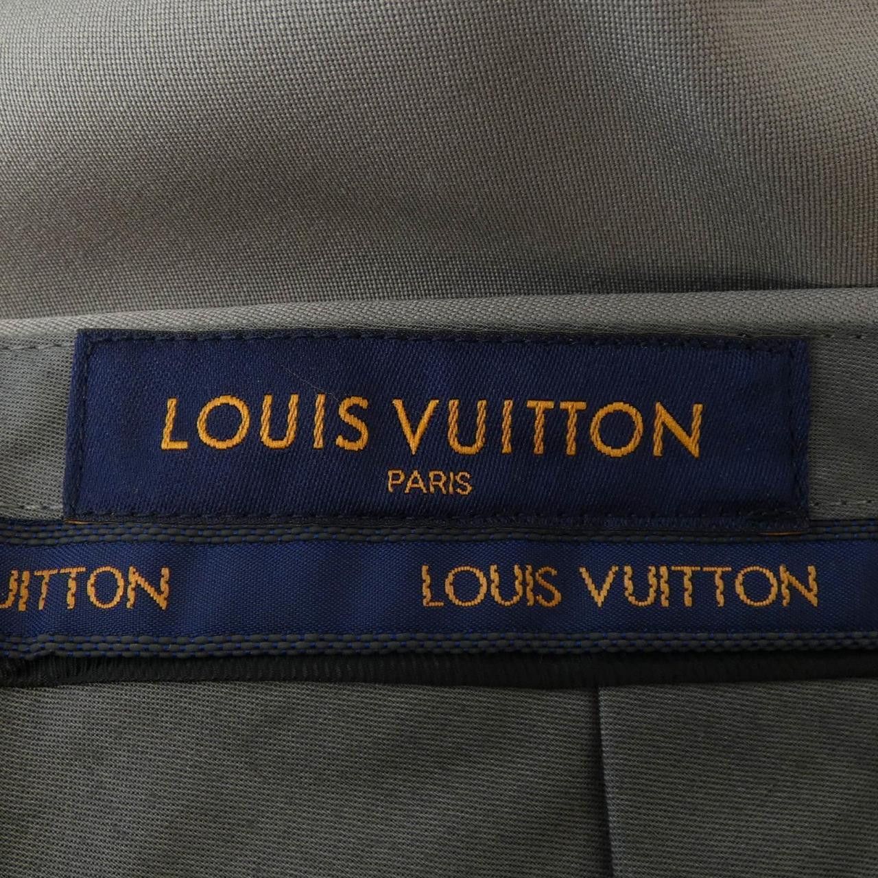 Louis Vuitton Louis Vuitton Louis Vuitton Pants Textile Pants HIP85WTDE DUTY FREE for USA Size ONE SIZE - 4 Thumbnail