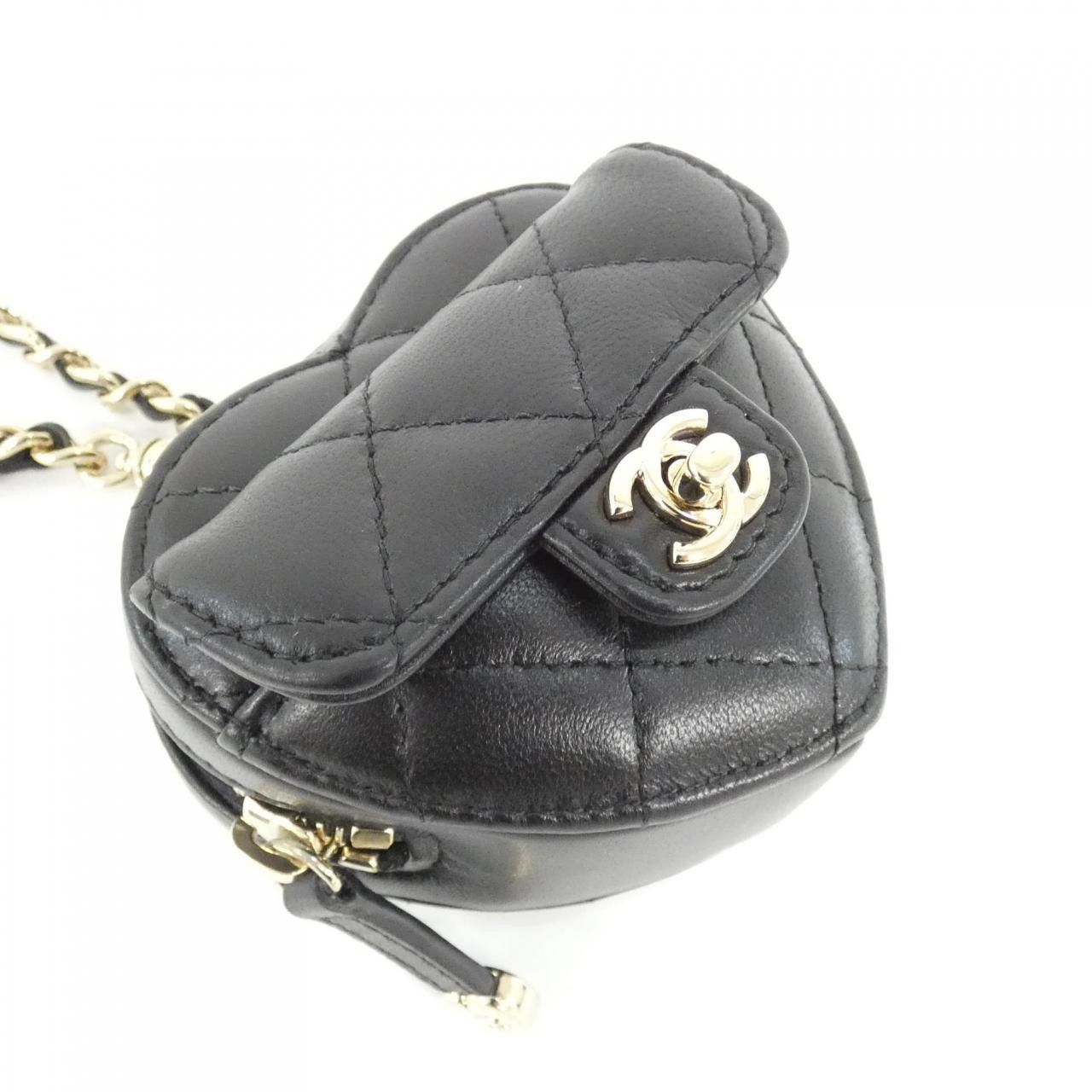 Chanel Chanel Chanel Bag Charm Key Holder Leather Charm AP4838 DUTY FREE for USA Size ONE SIZE - 2 Thumbnail
