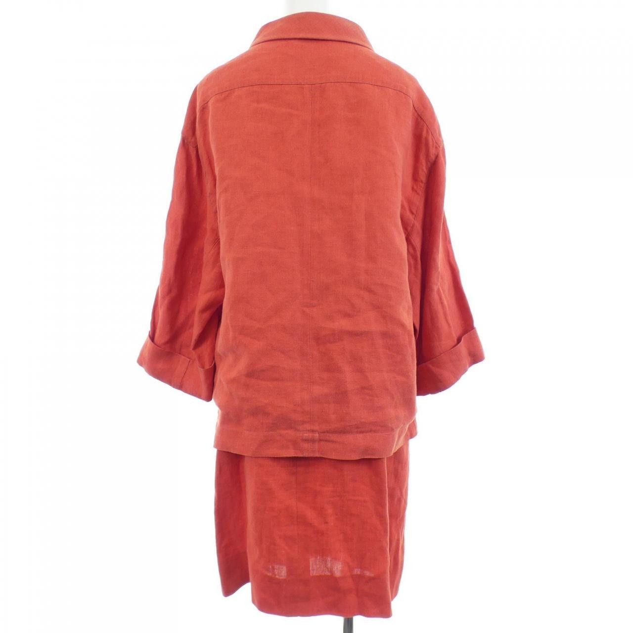 Chanel Chanel Chanel Setup Textile Suits P07000V04682 DUTY FREE for USA Size ONE SIZE - 2 Thumbnail