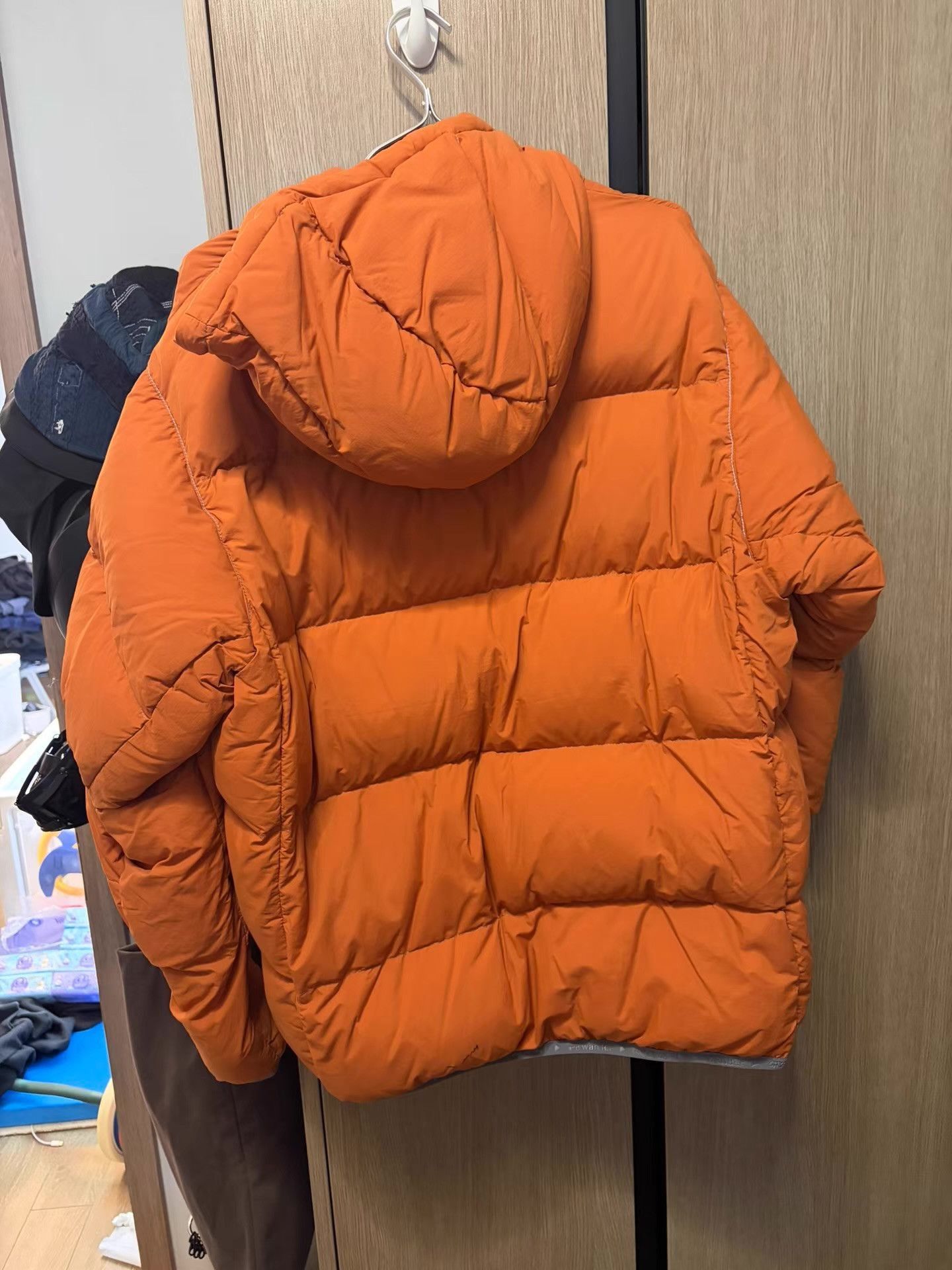 And Wander Orange Puffy Hooded Jacket Size US L / EU 52-54 / 3 - 4 Thumbnail
