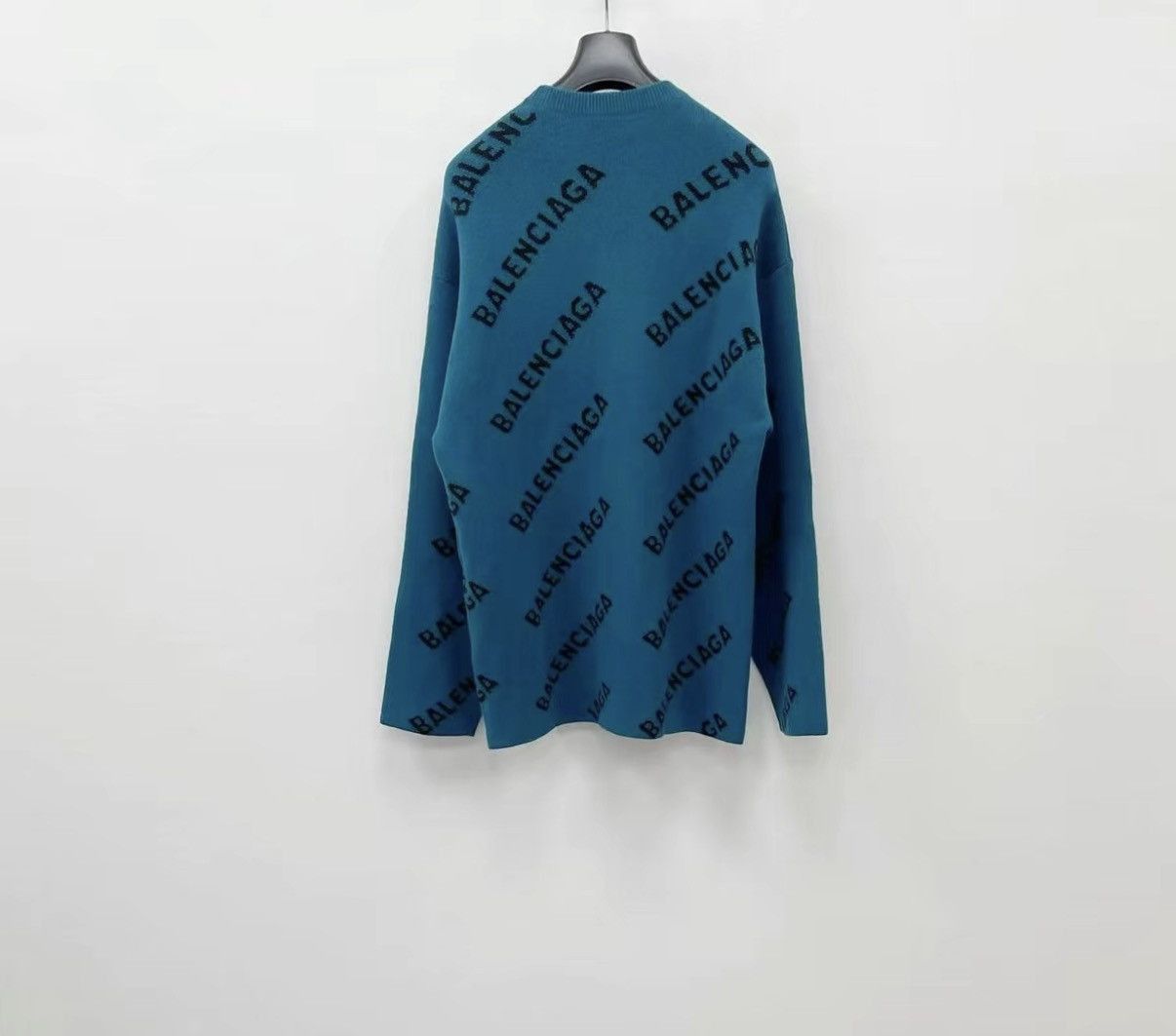 Balenciaga Blue Patterned Long Sleeve Sweater Size L Size US L / EU 52-54 / 3 - 5 Thumbnail