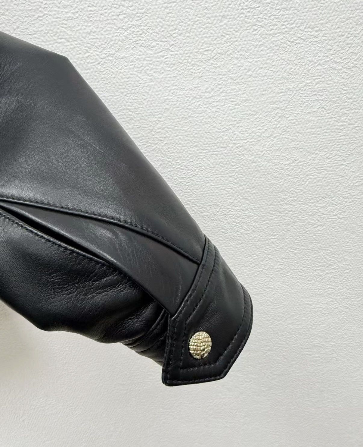 Roberto Cavalli Black Studded Pattern Leather Jacket Size S Size US S / EU 44-46 / 1 - 7 Thumbnail