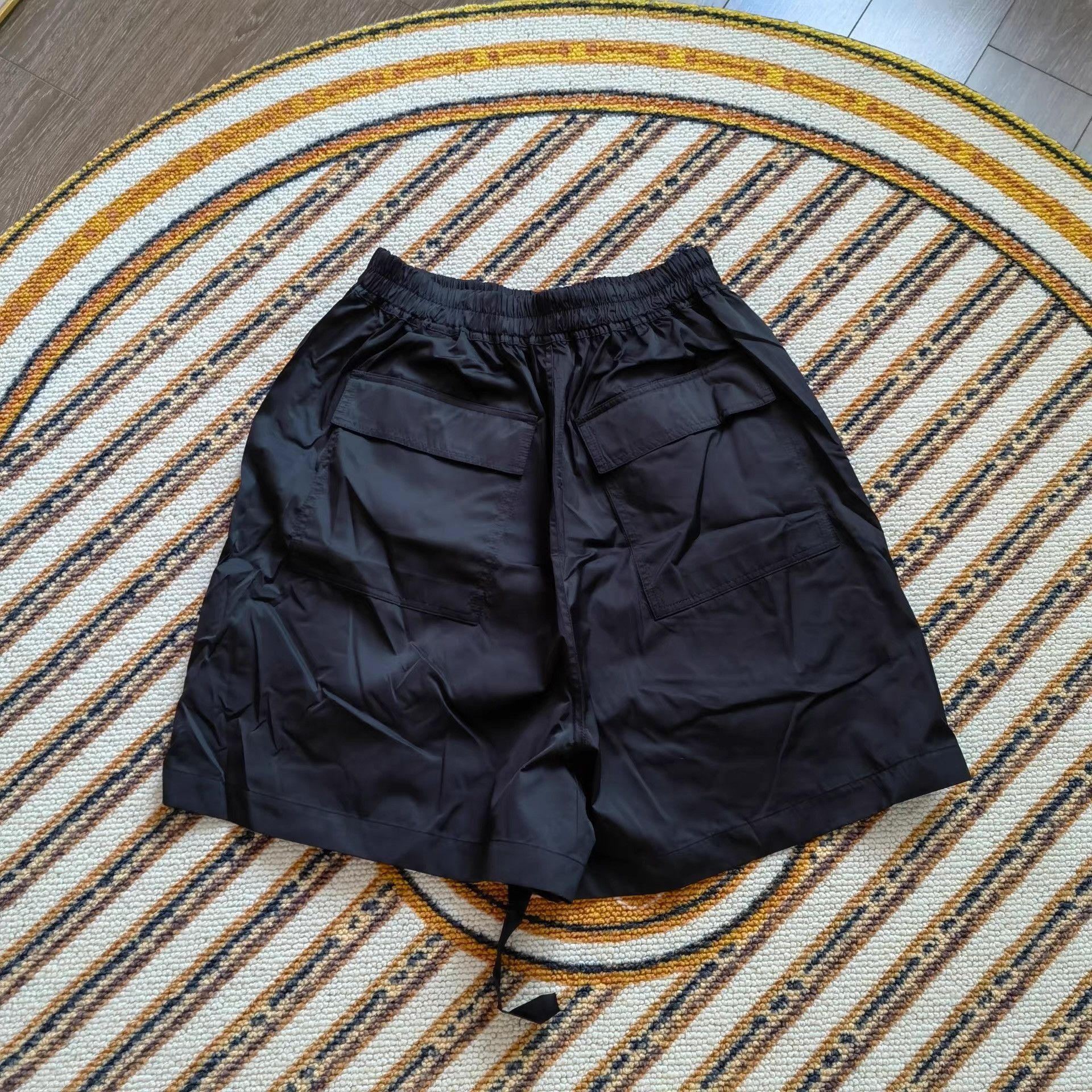Rick Owens Black Casual Shorts with Drawstring Size US 36 / EU 52 - 3 Thumbnail