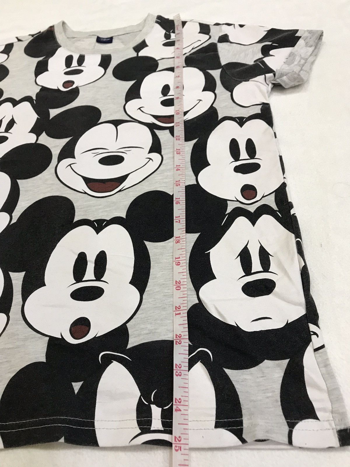 Disney VINTAGE MICKEY MOUSE FULLPRINT SHIRT TOKYO DISNEYLAND Size US S / EU 44-46 / 1 - 6 Thumbnail