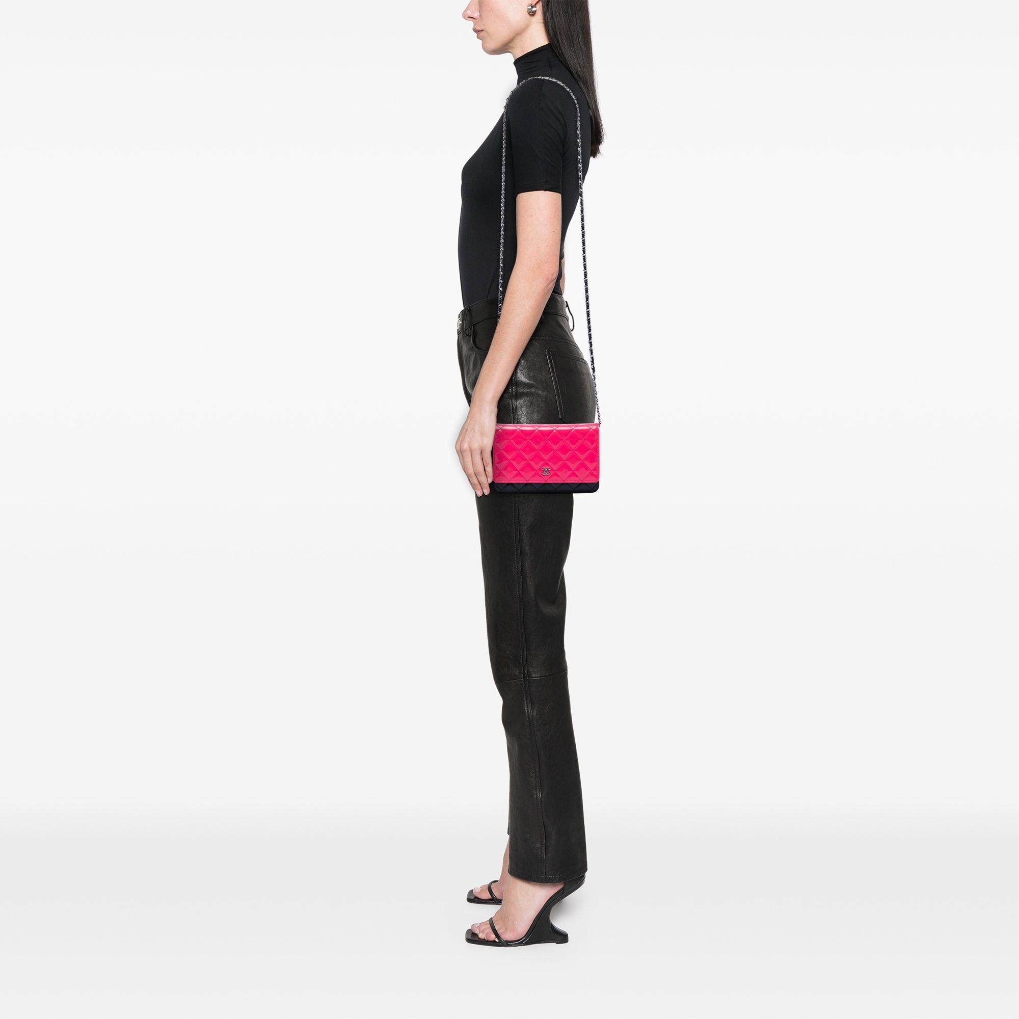 Chanel CC Bicolor Quilted Patent Wallet on Chain Size ONE SIZE - 7 Thumbnail