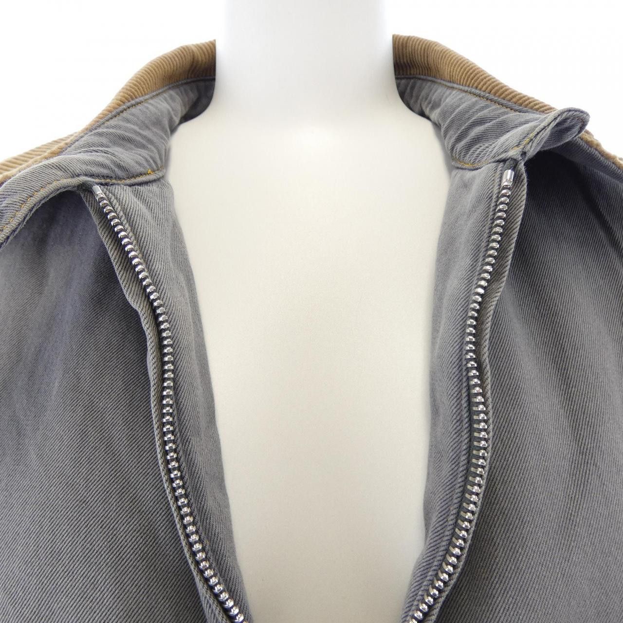 Miu Miu Miu Miu Miu Miu Wool Vest Others Tops GWB240SOOO16DP DUTY FREE for USA Size ONE SIZE - 5 Thumbnail