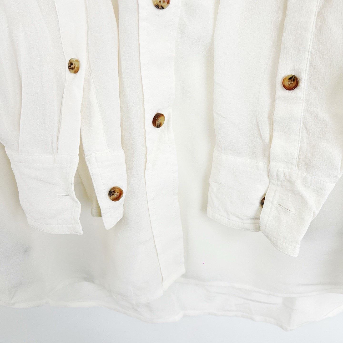 Burberry Burberry White Silk Long-Sleeve Shirt Size S / US 4 / IT 40 - 5 Thumbnail