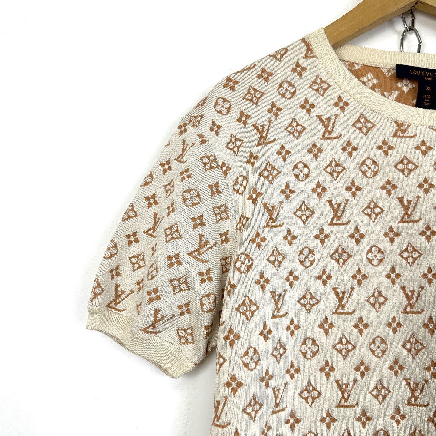 Louis Vuitton LV Laser-Cut Logo Silk Round Neck T-Shirt Size US XL / EU 56 / 4 - 5 Thumbnail