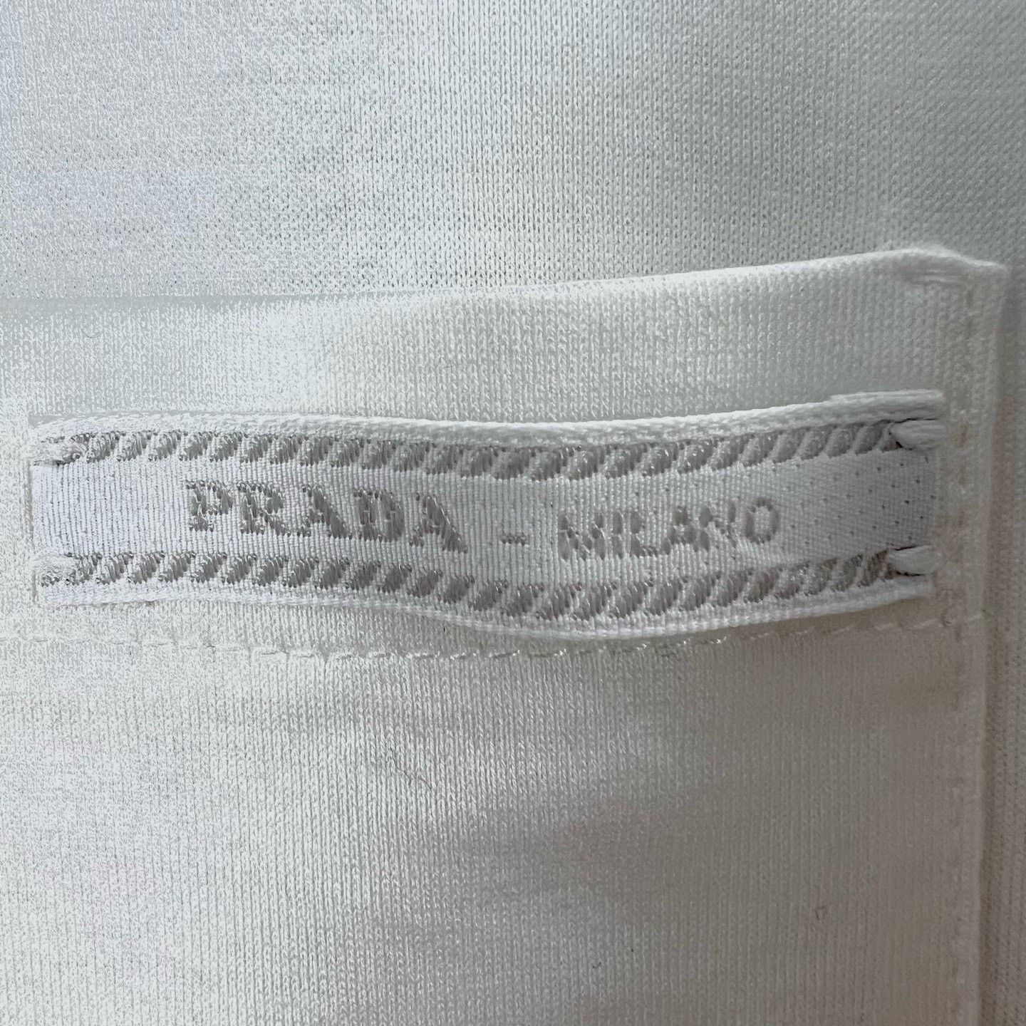 Prada Prada White Pocket Logo Casual T-Shirt Size US L / EU 52-54 / 3 - 5 Thumbnail