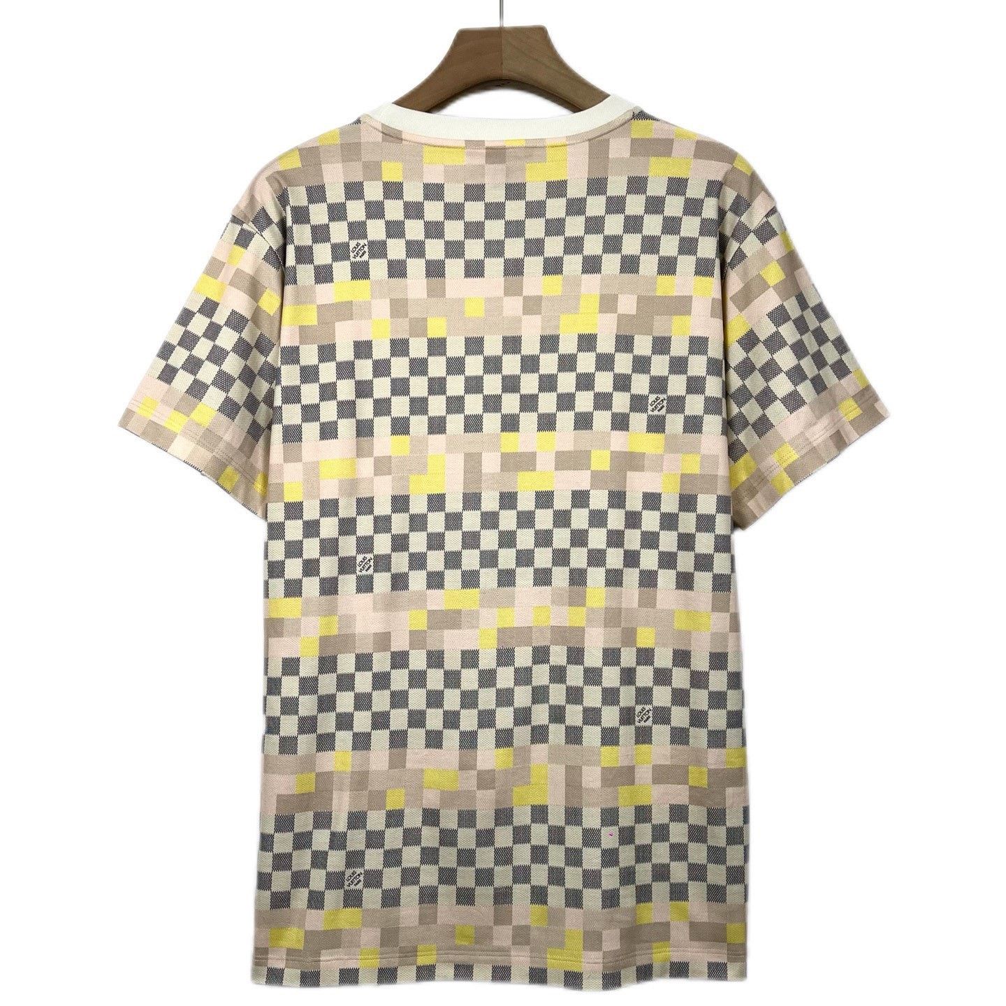 Louis Vuitton LV Multicolor Checkered Print Round Neck T-shirt Size L / US 10 / IT 46 - 2 Thumbnail