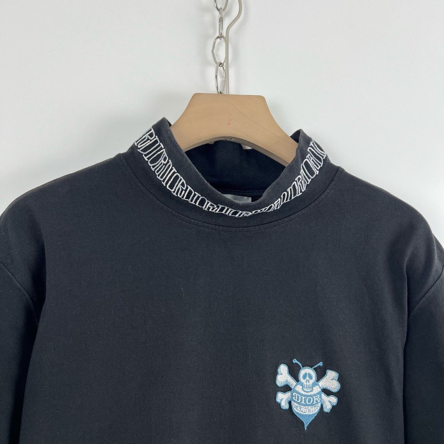Dior Dior Black High Neck Embroidered Bee Top Size XXS / US 00 / IT 34 - 3 Thumbnail