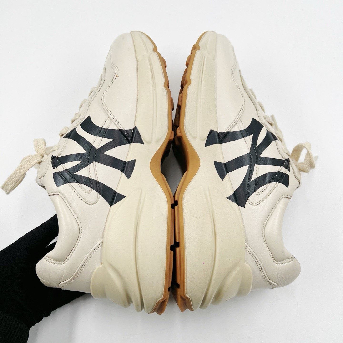 Gucci GUCCI x MLB Beige Low-Top Dad Shoes Size US 6 / EU 39 - 6 Thumbnail