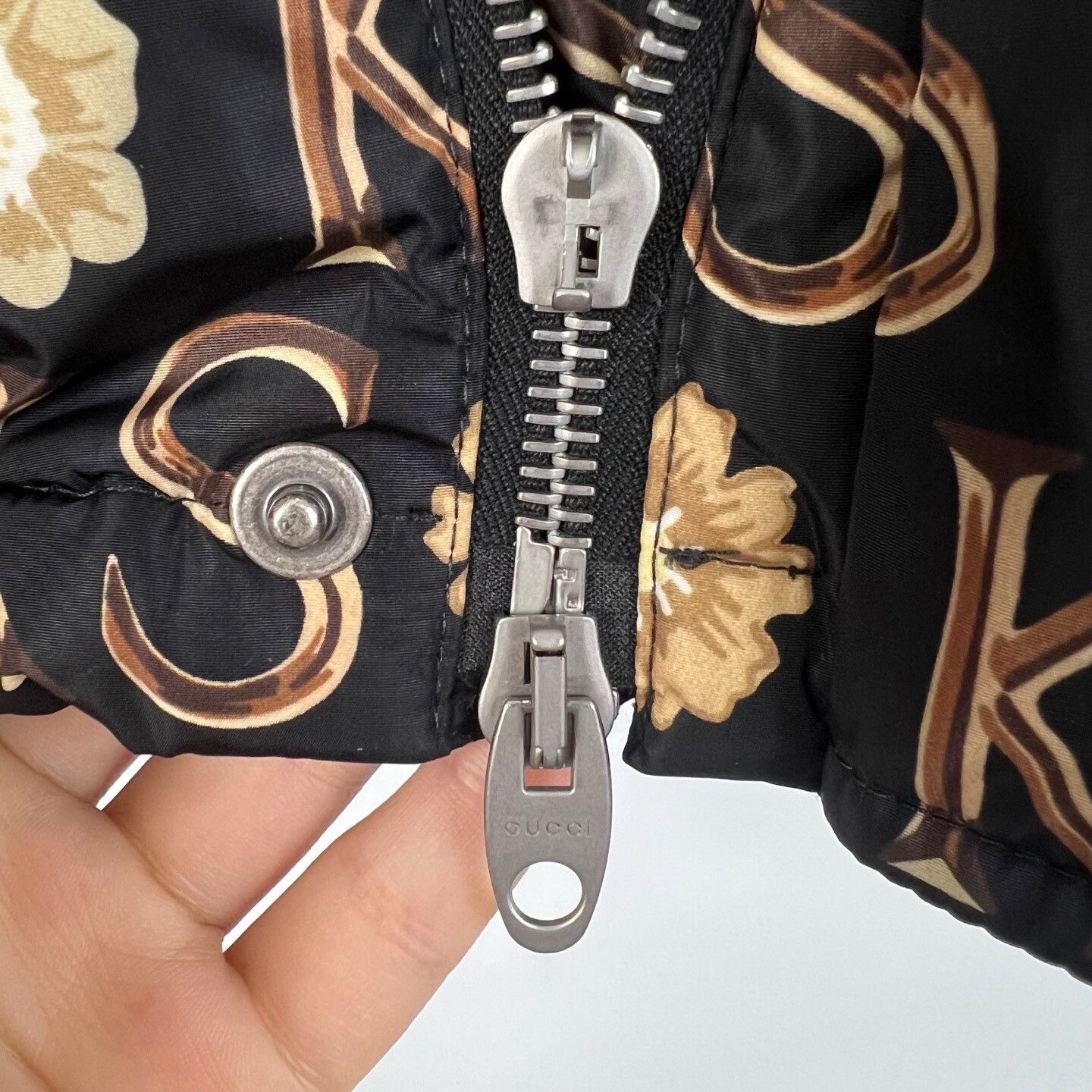 Gucci Gucci x Ken Scott Logo Print Down Jacket Size US S / EU 44-46 / 1 - 8 Thumbnail