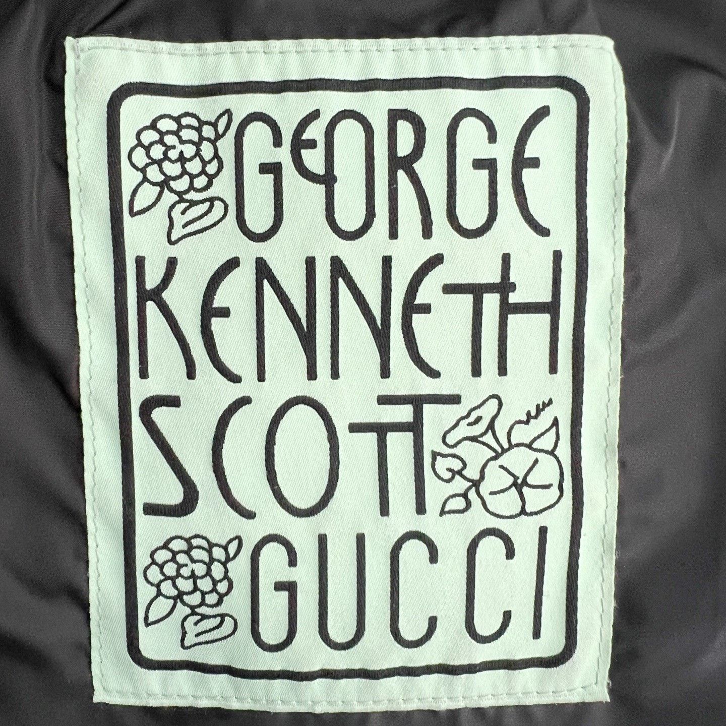 Gucci Gucci x Ken Scott Logo Print Down Jacket Size US S / EU 44-46 / 1 - 7 Thumbnail