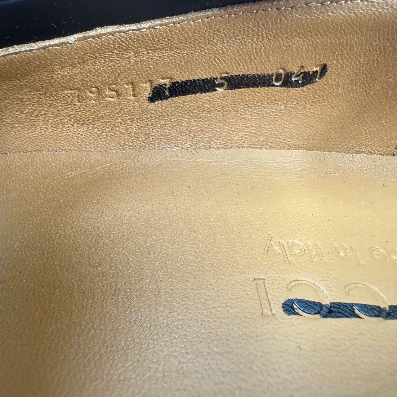 Gucci Gucci Monogram Round-Toe Loafers Size US 6 / EU 39 - 5 Thumbnail
