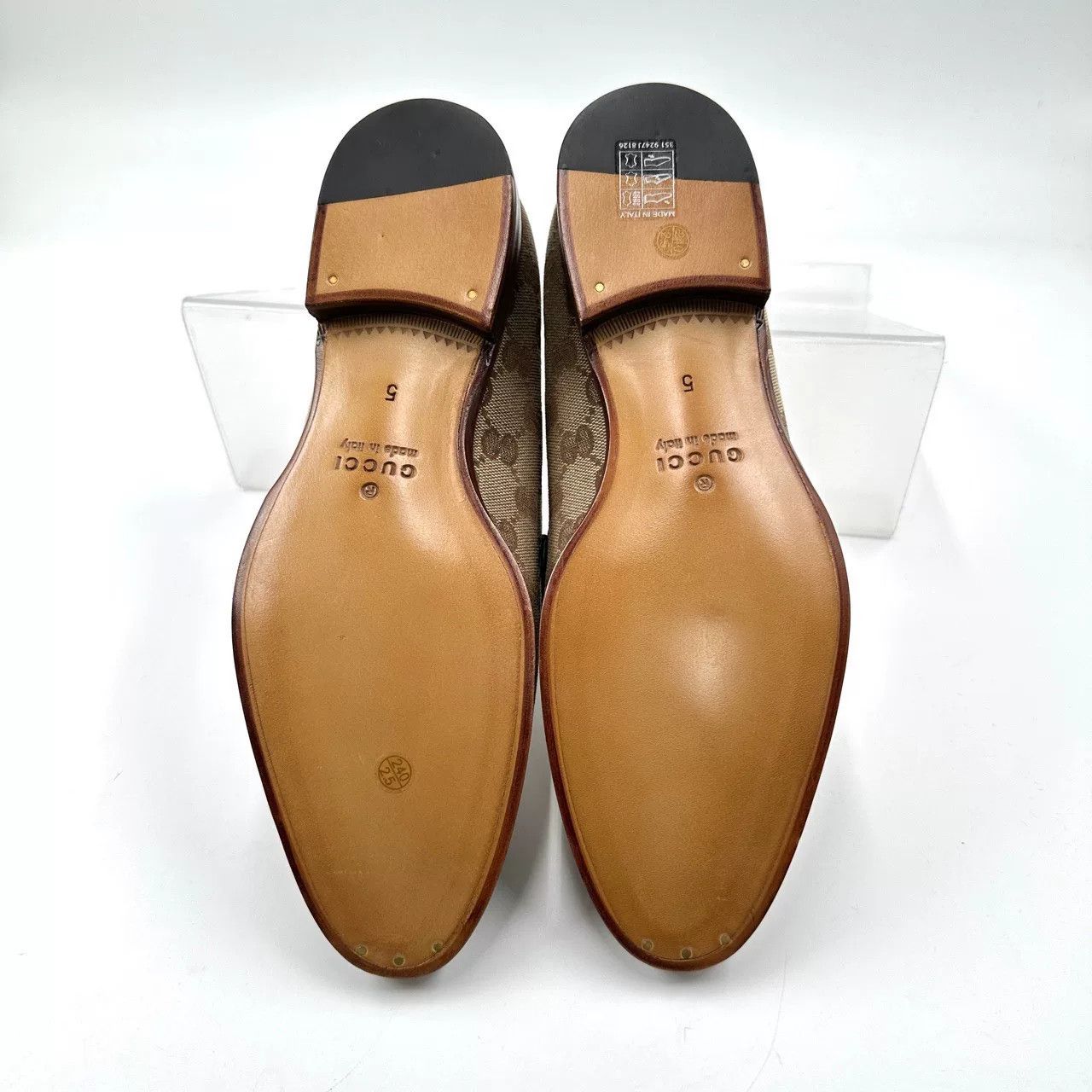 Gucci Gucci Monogram Round-Toe Loafers Size US 6 / EU 39 - 4 Thumbnail