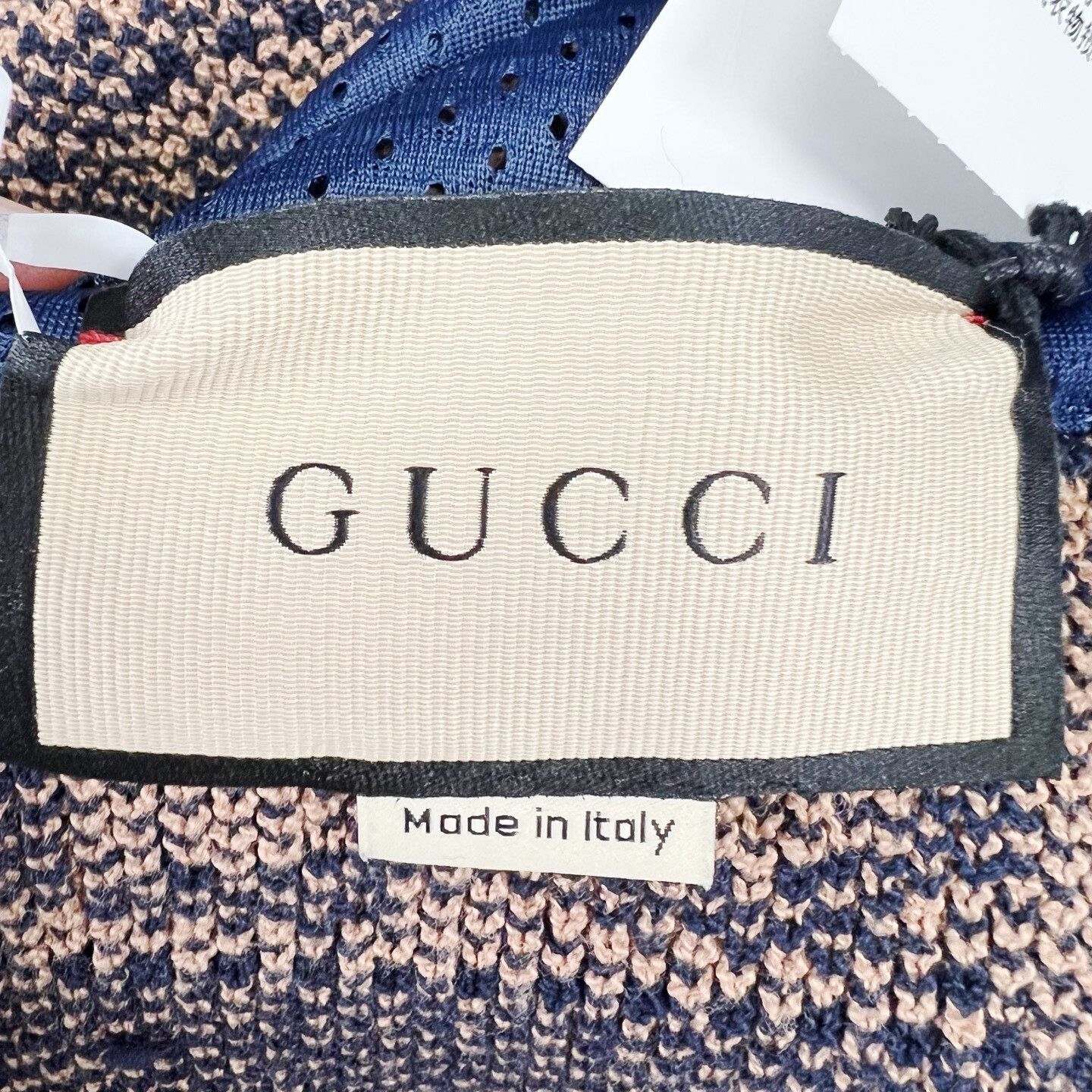 Gucci Gucci Logo Jacquard Hooded Sweater Size US S / EU 44-46 / 1 - 7 Thumbnail