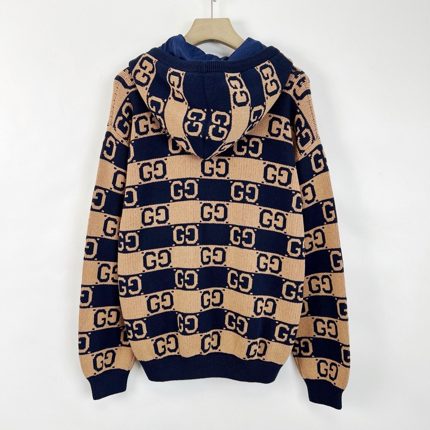Gucci Gucci Logo Jacquard Hooded Sweater Size US S / EU 44-46 / 1 - 2 Thumbnail