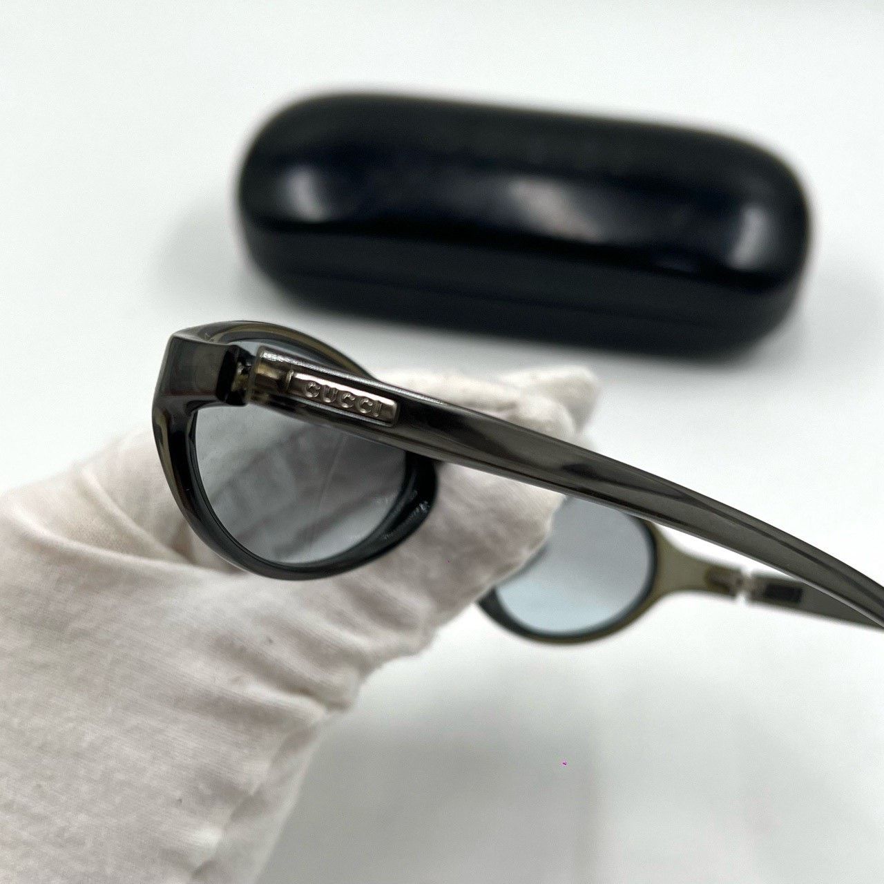 Gucci Gucci Black Cat Eye Narrow Sunglasses Size ONE SIZE - 6 Thumbnail