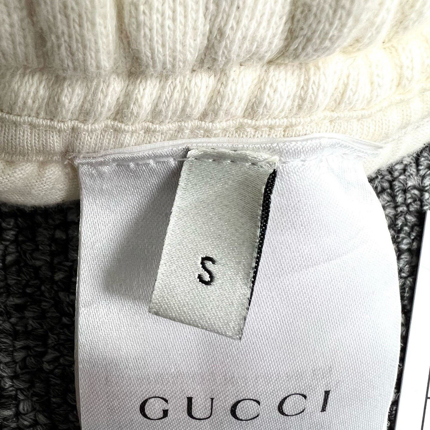 Gucci Gucci Sequin Apple Embroidery Shorts Size 24" / US 00 / IT 34 - 8 Thumbnail
