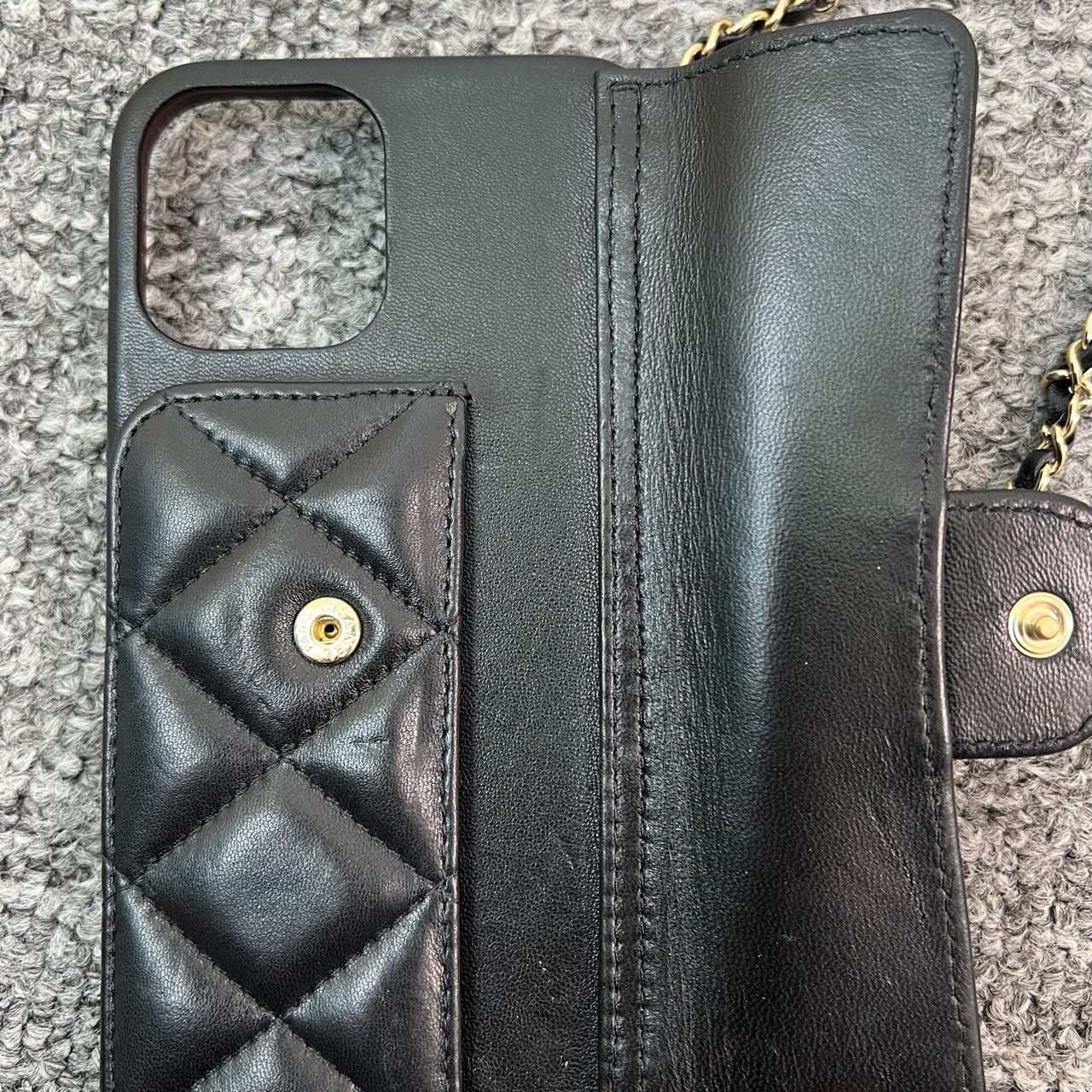 Chanel Chanel Black Lambskin Gold Ball Chain Phone Case Size ONE SIZE - 5 Thumbnail
