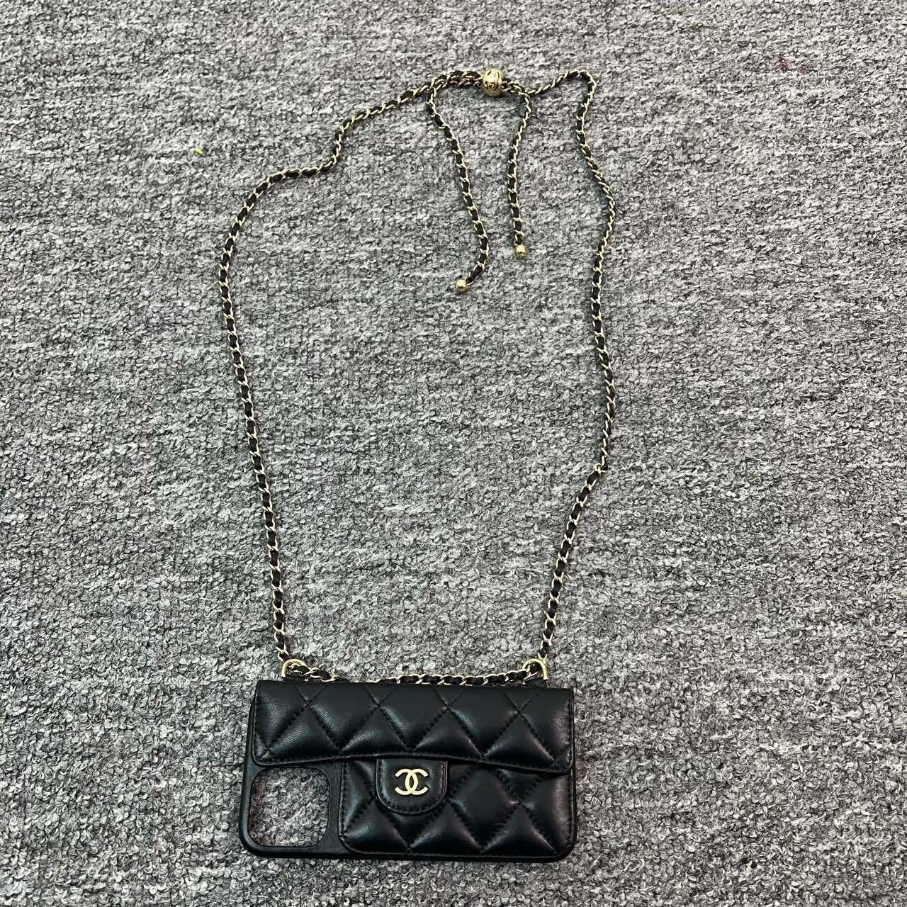 Chanel Chanel Black Lambskin Gold Ball Chain Phone Case Size ONE SIZE - 2 Thumbnail