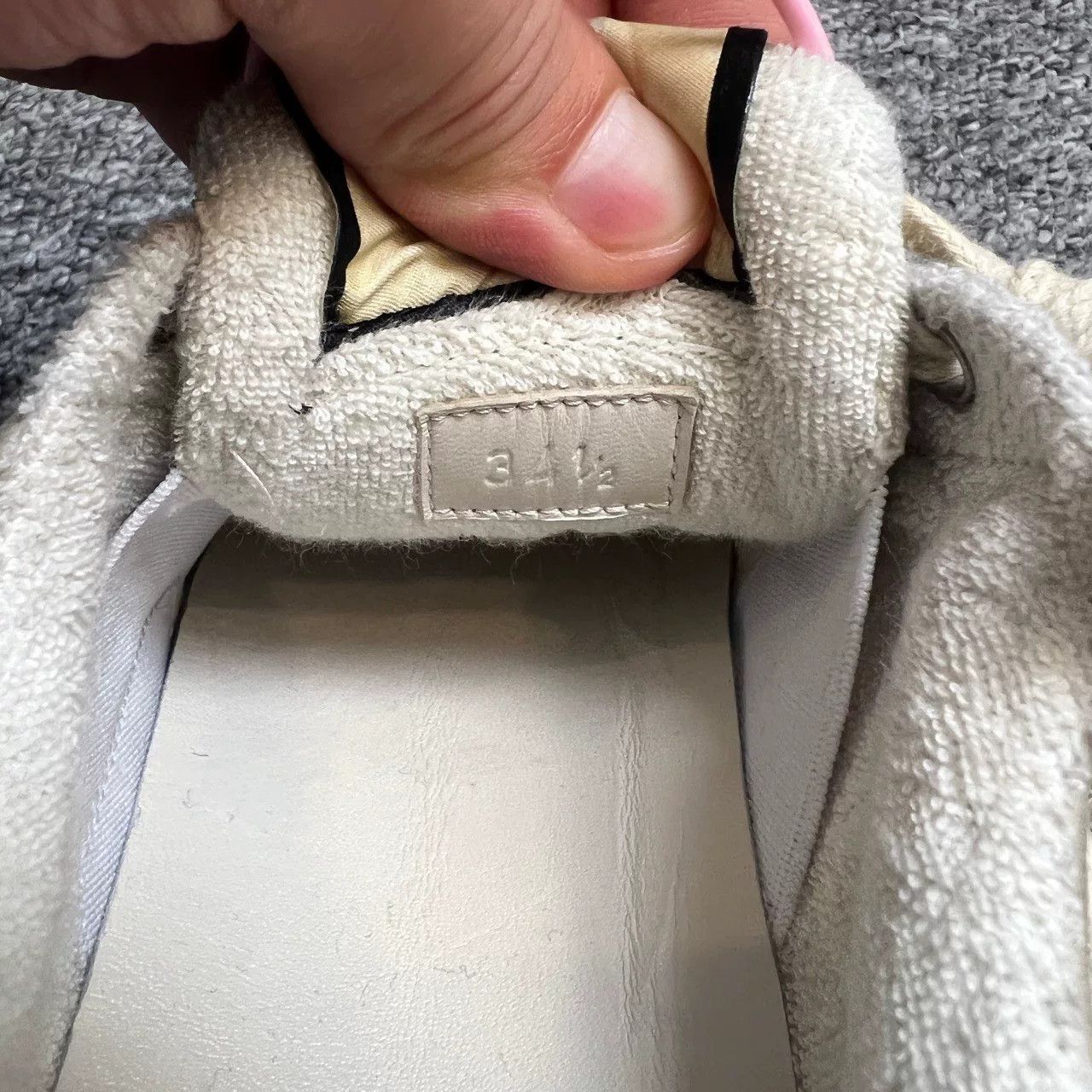 Gucci Gucci Distressed Sneakers Size 34.5 Size US 4 / IT 34 - 5 Thumbnail