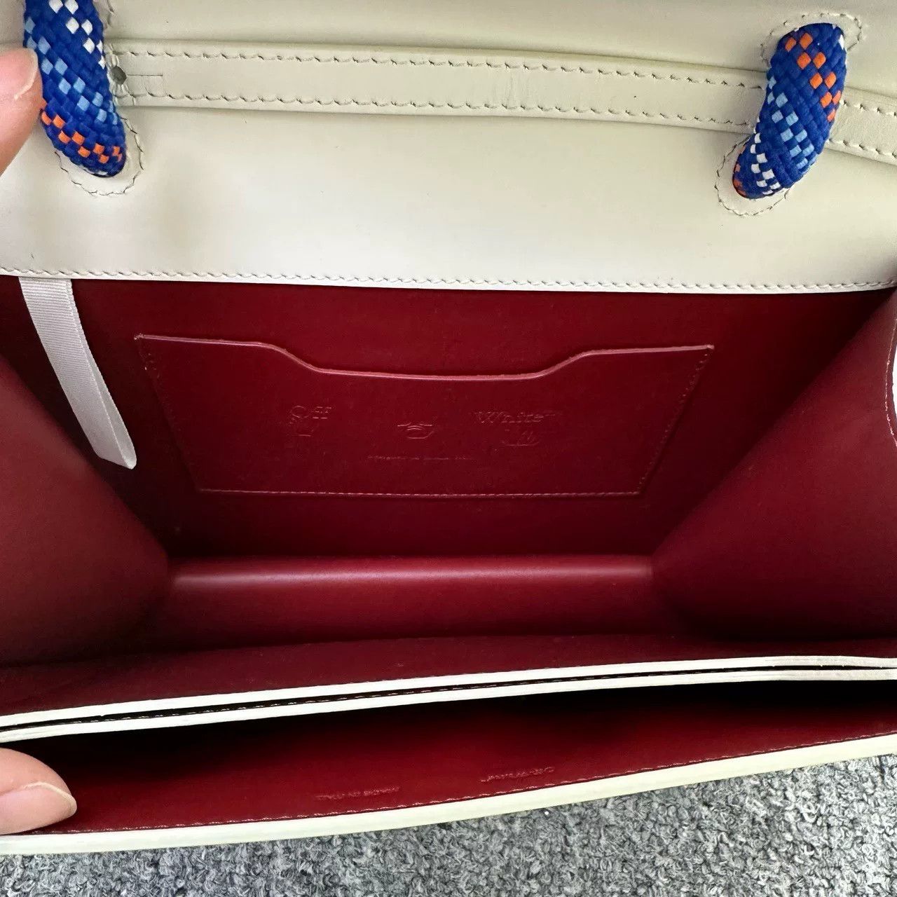 Off-White Off-White OW Arrow Logo White Handbag Size ONE SIZE - 4 Thumbnail