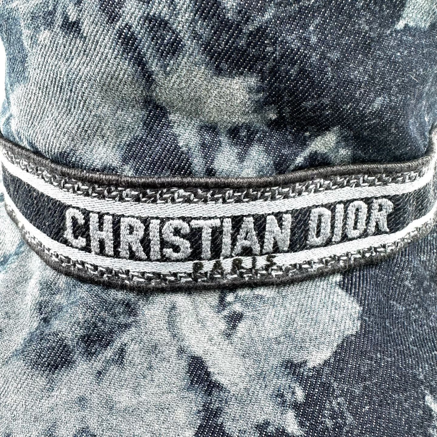 Dior Dior Embroidered Logo Navy Fisherman Hat Size ONE SIZE - 3 Thumbnail