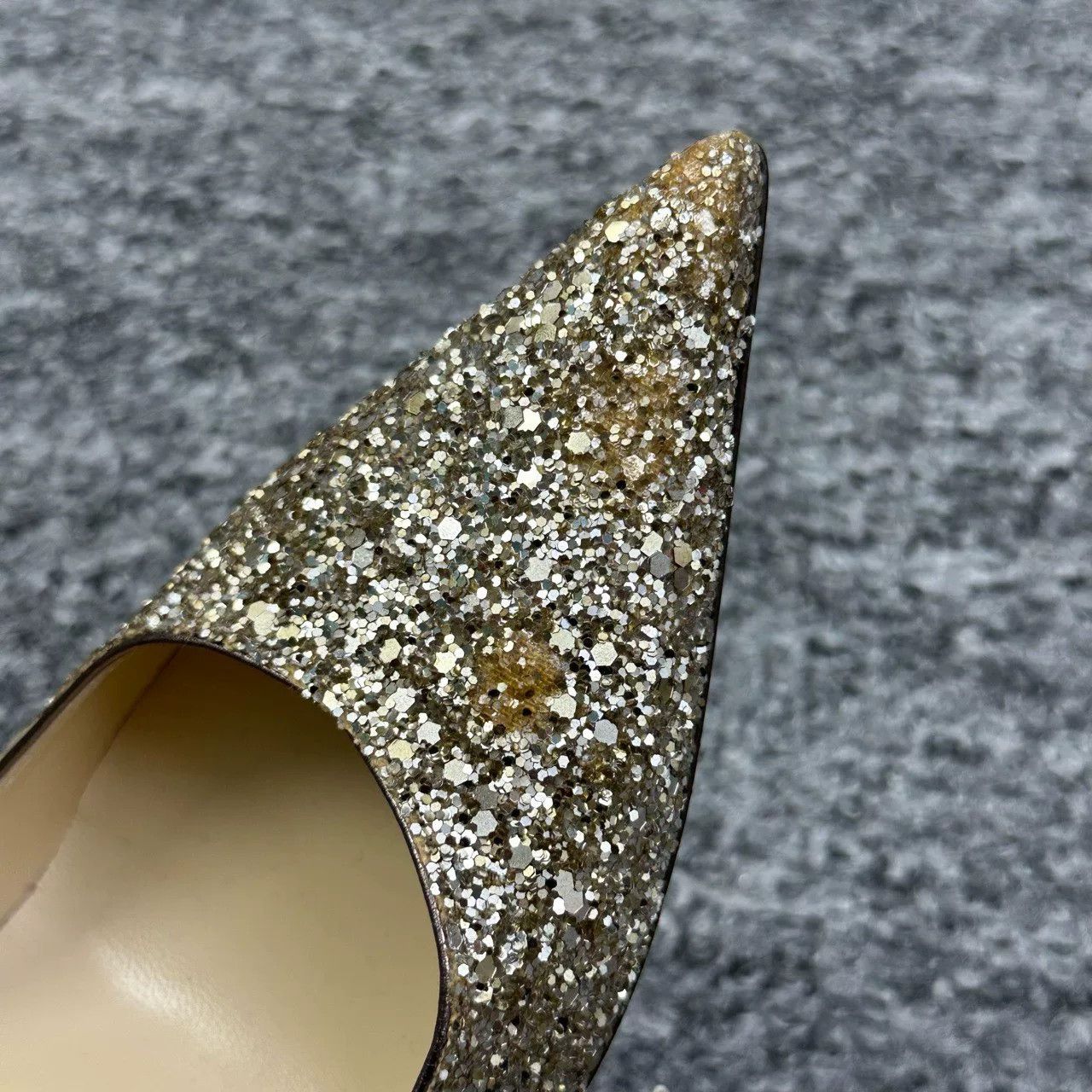 Jimmy Choo Jimmy Choo Champagne Sequin Heels 37 Size US 6 / IT 36 - 8 Thumbnail