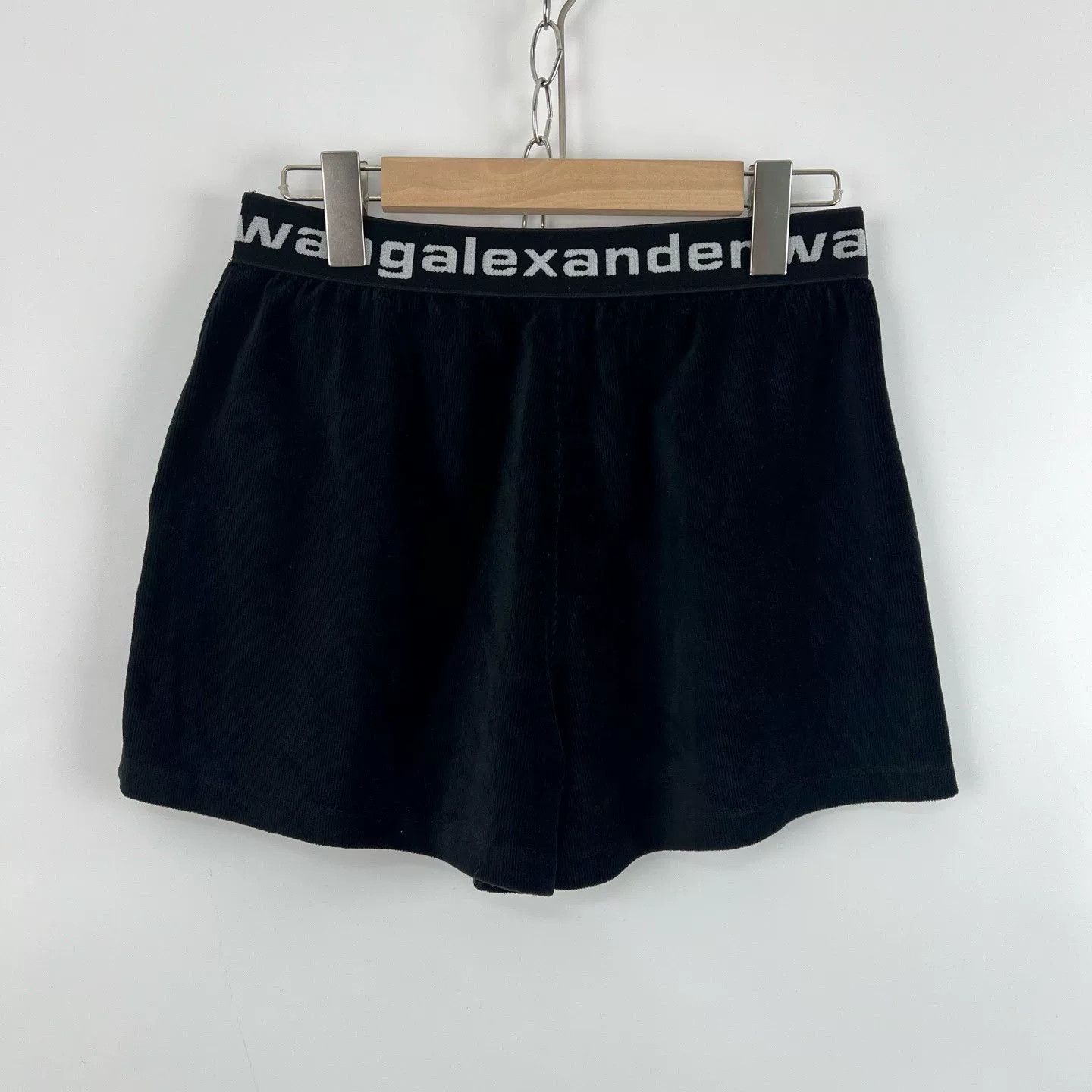 Alexander Wang Alexander Wang Black Velvet Shorts Size 34" / US 12 / IT 48 - 2 Thumbnail