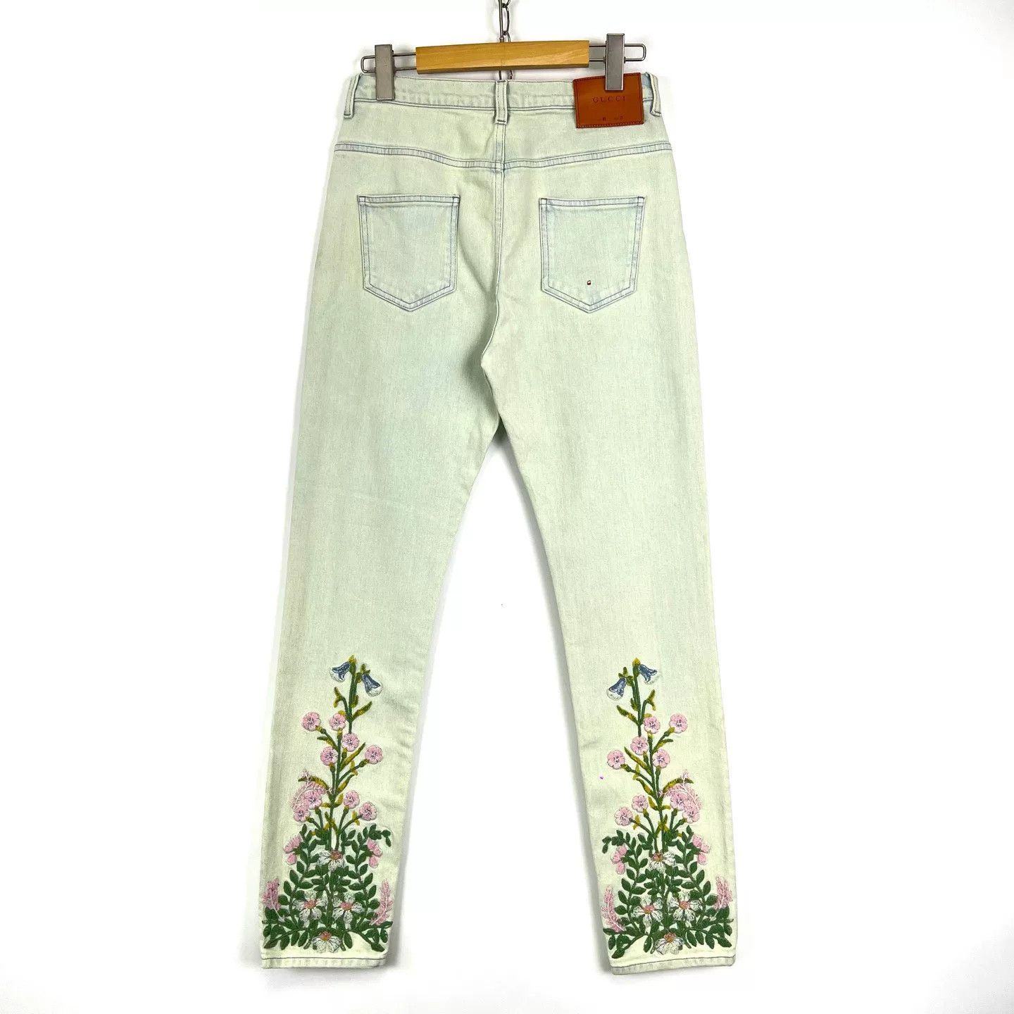 Gucci Gucci Heavy Embroidered Floral Jeans Size 27" / US 4 / IT 40 - 2 Thumbnail