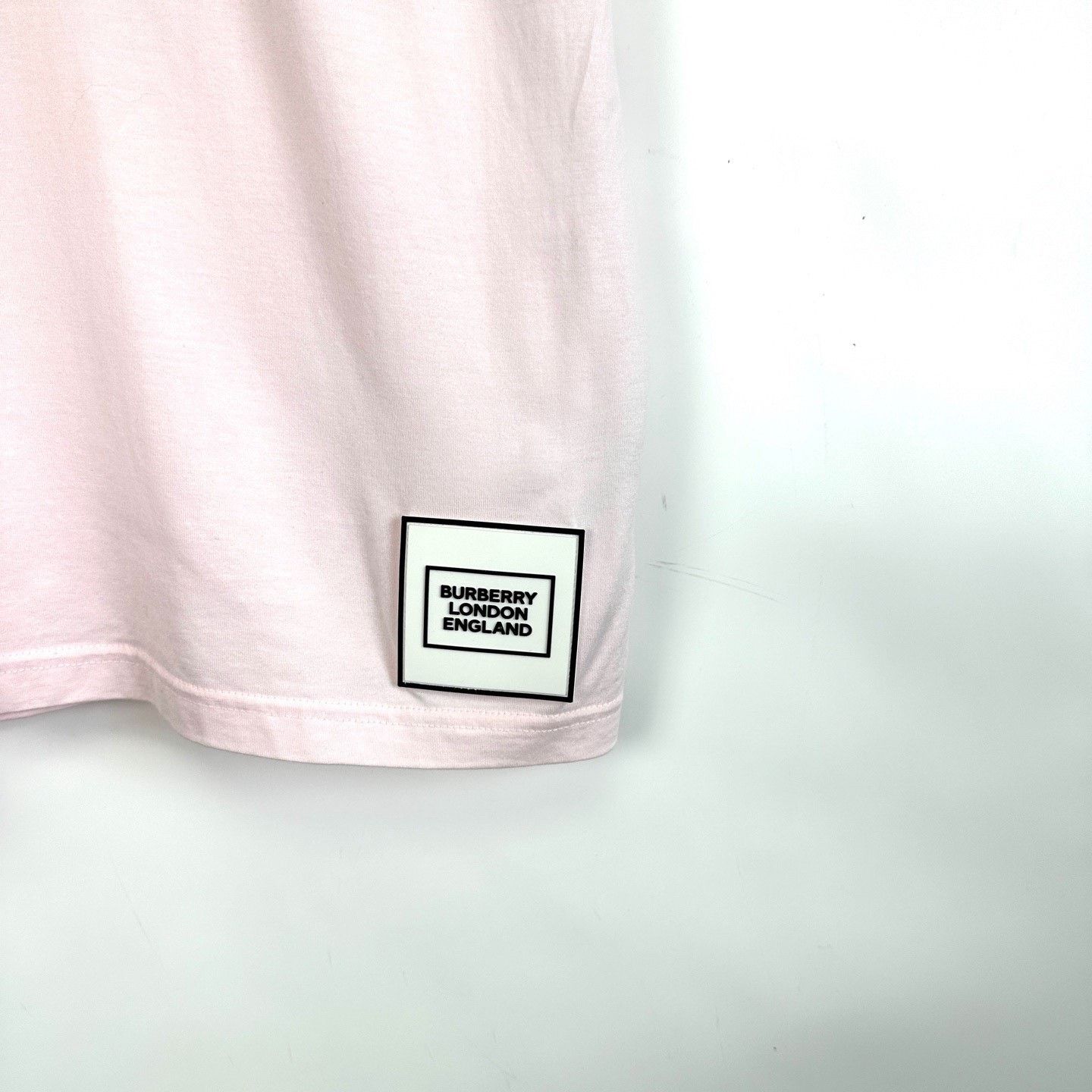 Burberry Burberry Neck Logo Print Pink T-Shirt Size XS / US 0-2 / IT 36-38 - 6 Thumbnail