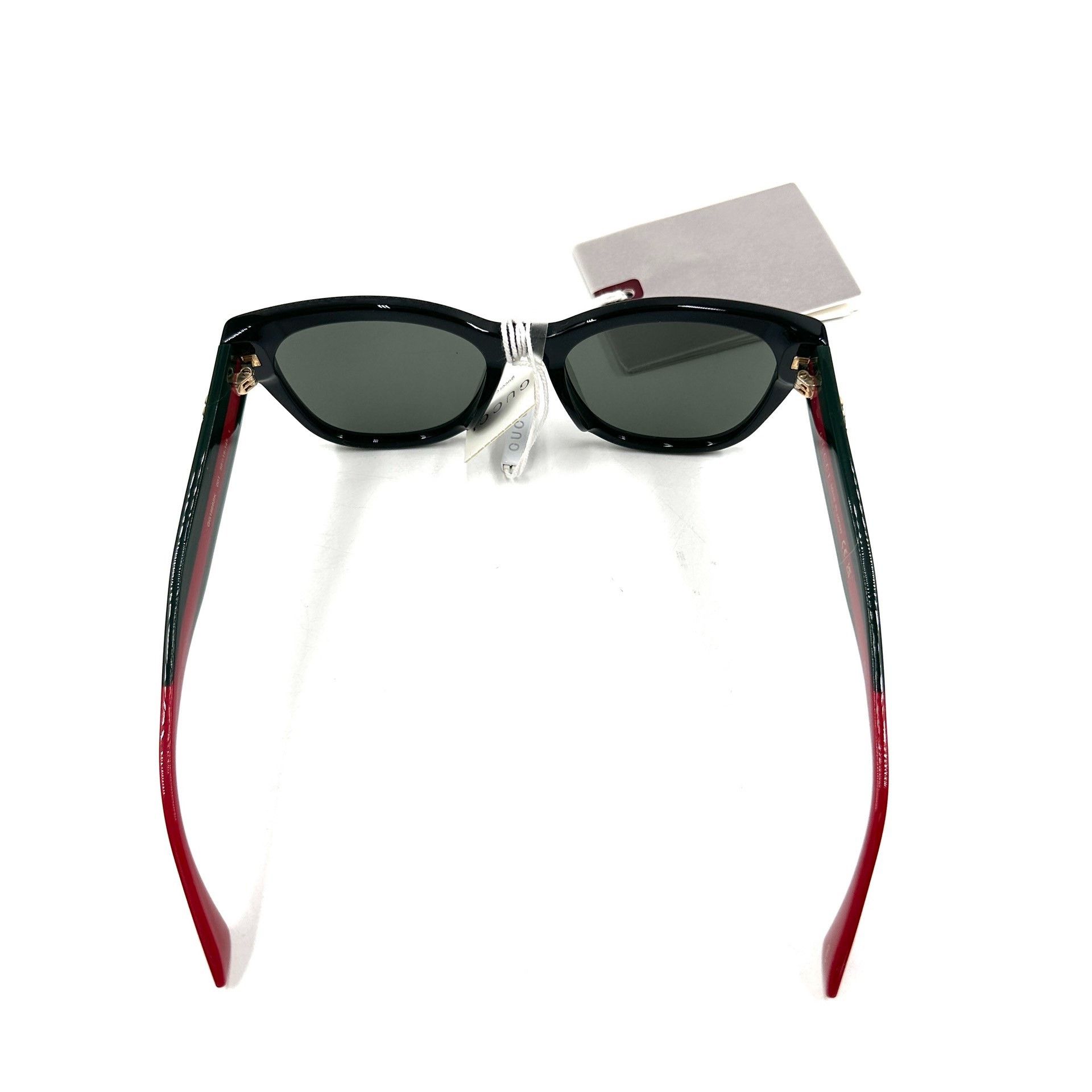 Gucci Gucci GG Logo Red Green Stripe Sunglasses Size ONE SIZE - 3 Thumbnail
