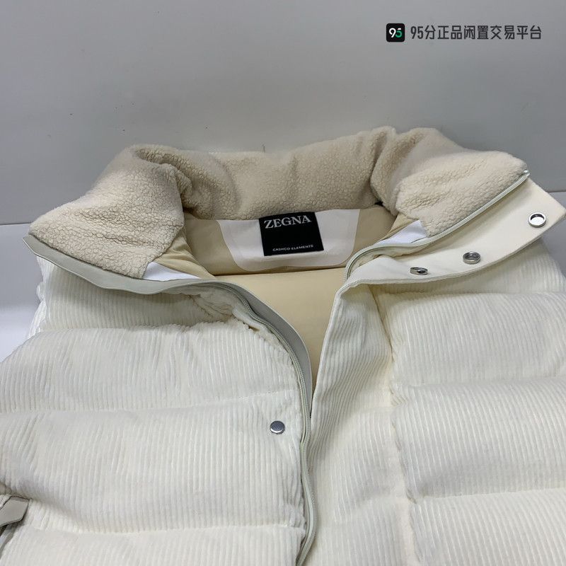 Ermenegildo Zegna Zegna Men's Solid Stand Collar Down Vest Size US M / EU 48-50 / 2 - 7 Thumbnail