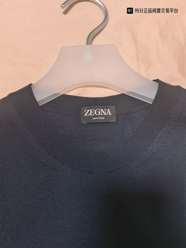 Ermenegildo Zegna Zegna Men's Solid Casual Pullover Knit Long-Sleeve T-Shirt Size US M / EU 48-50 / 2 - 3 Thumbnail