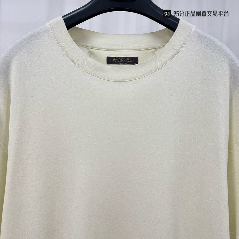 Loro Piana Loro Piana Back Embroidered Letter Unisex T-Shirt Size US M / EU 48-50 / 2 - 5 Thumbnail