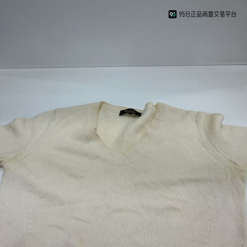 Loro Piana Loro Piana Solid V-Neck Knit Sweater Size US L / EU 52-54 / 3 - 8 Thumbnail