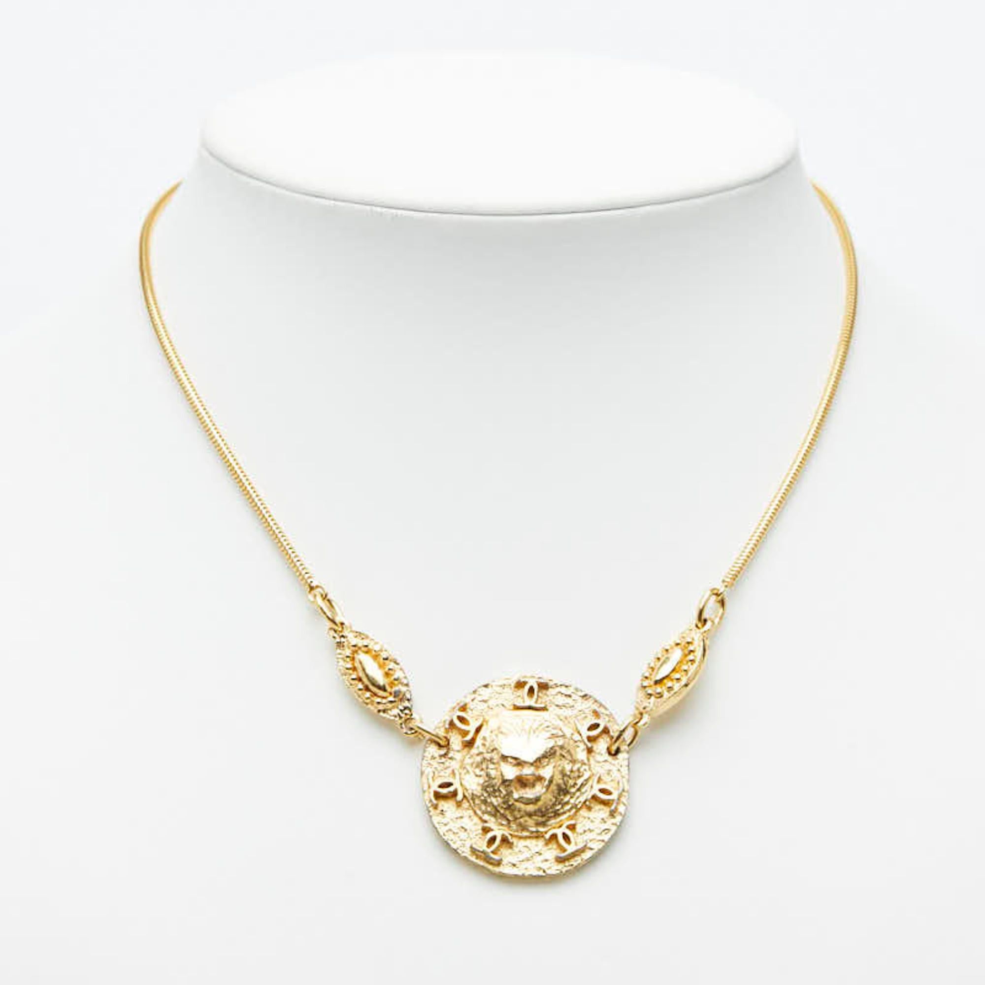 Chanel Chanel Coco Mark Lion Round Pendant Necklace, Gold Plated, Women's. Size ONE SIZE - 7 Thumbnail