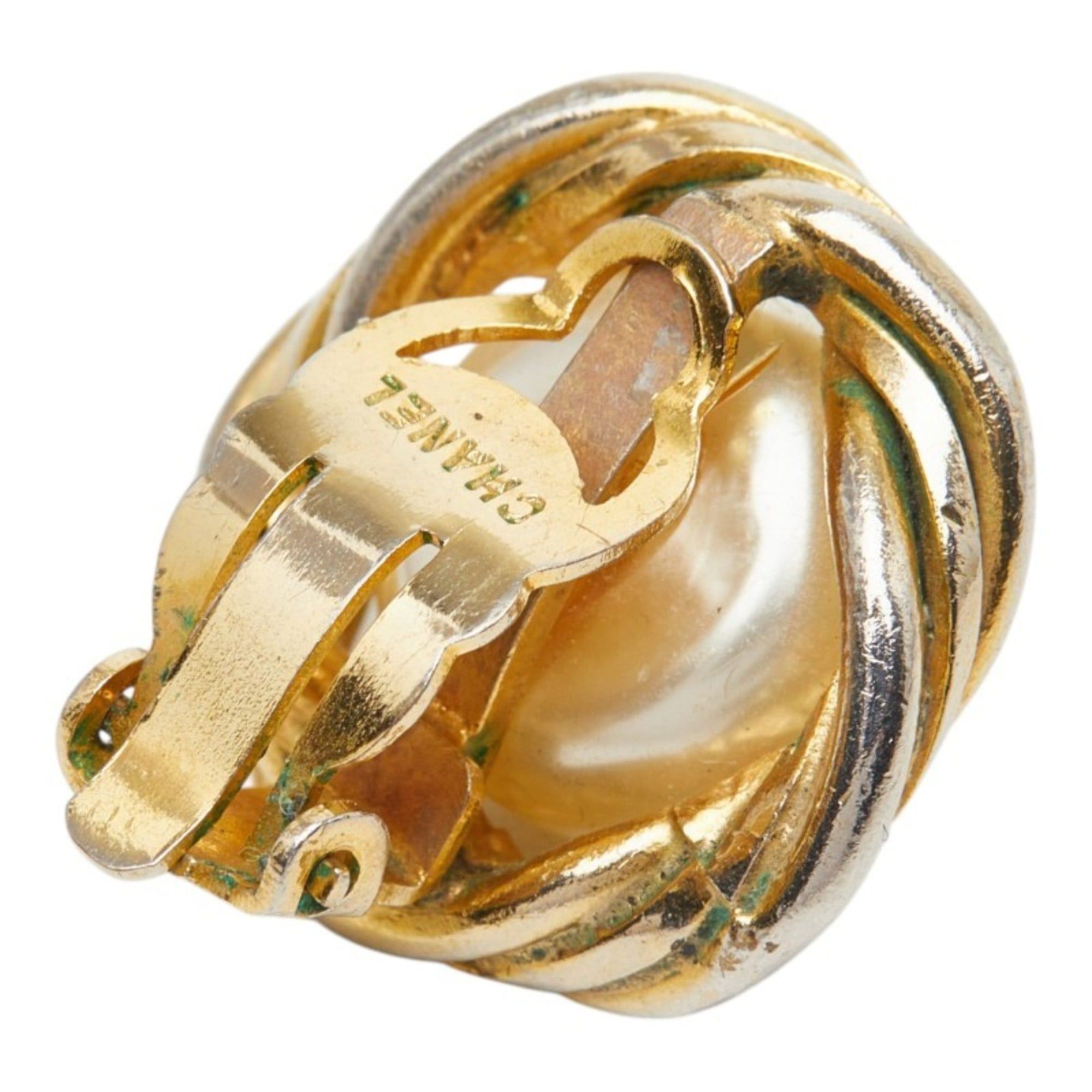 Chanel Chanel Vintage Pearl Earrings, Gold Plated, Women's. Size ONE SIZE - 4 Thumbnail