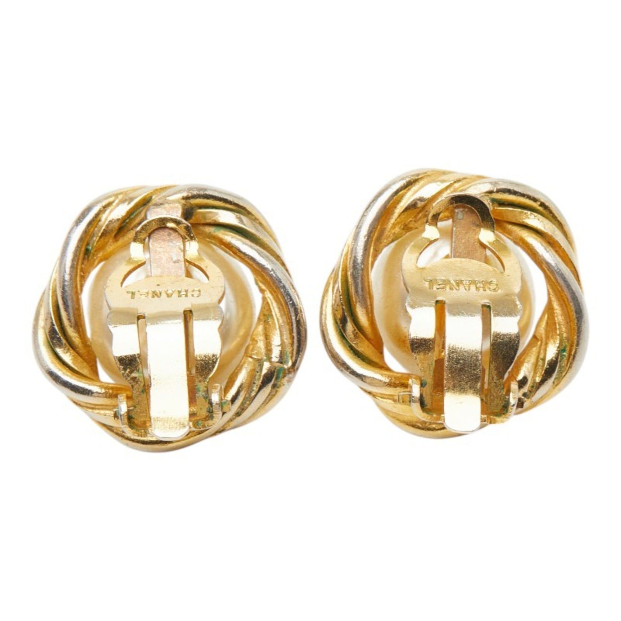 Chanel Chanel Vintage Pearl Earrings, Gold Plated, Women's. Size ONE SIZE - 3 Thumbnail